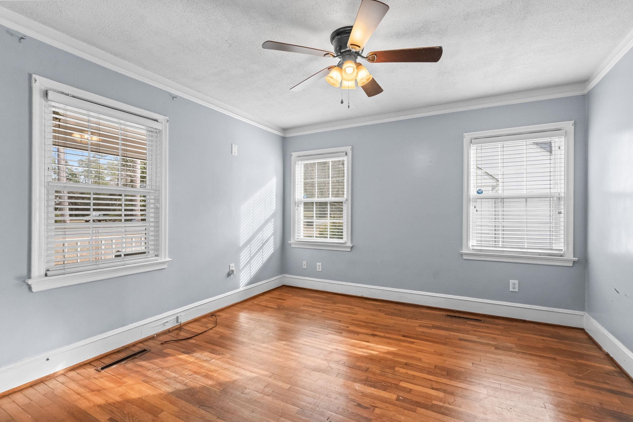 102 Sandwall Dr. Property Photo 23