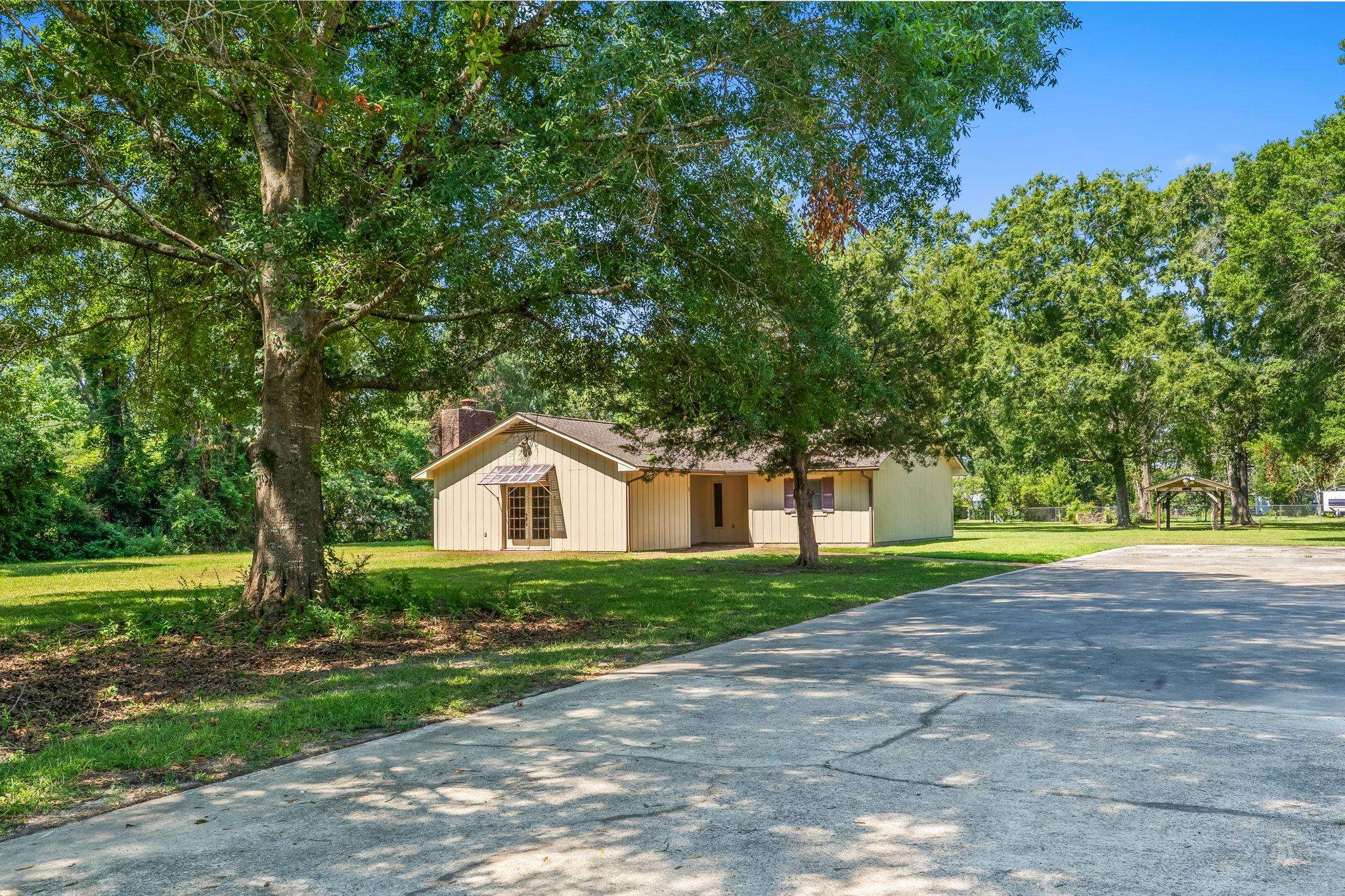 3139 Shetland Ln. Property Photo 1