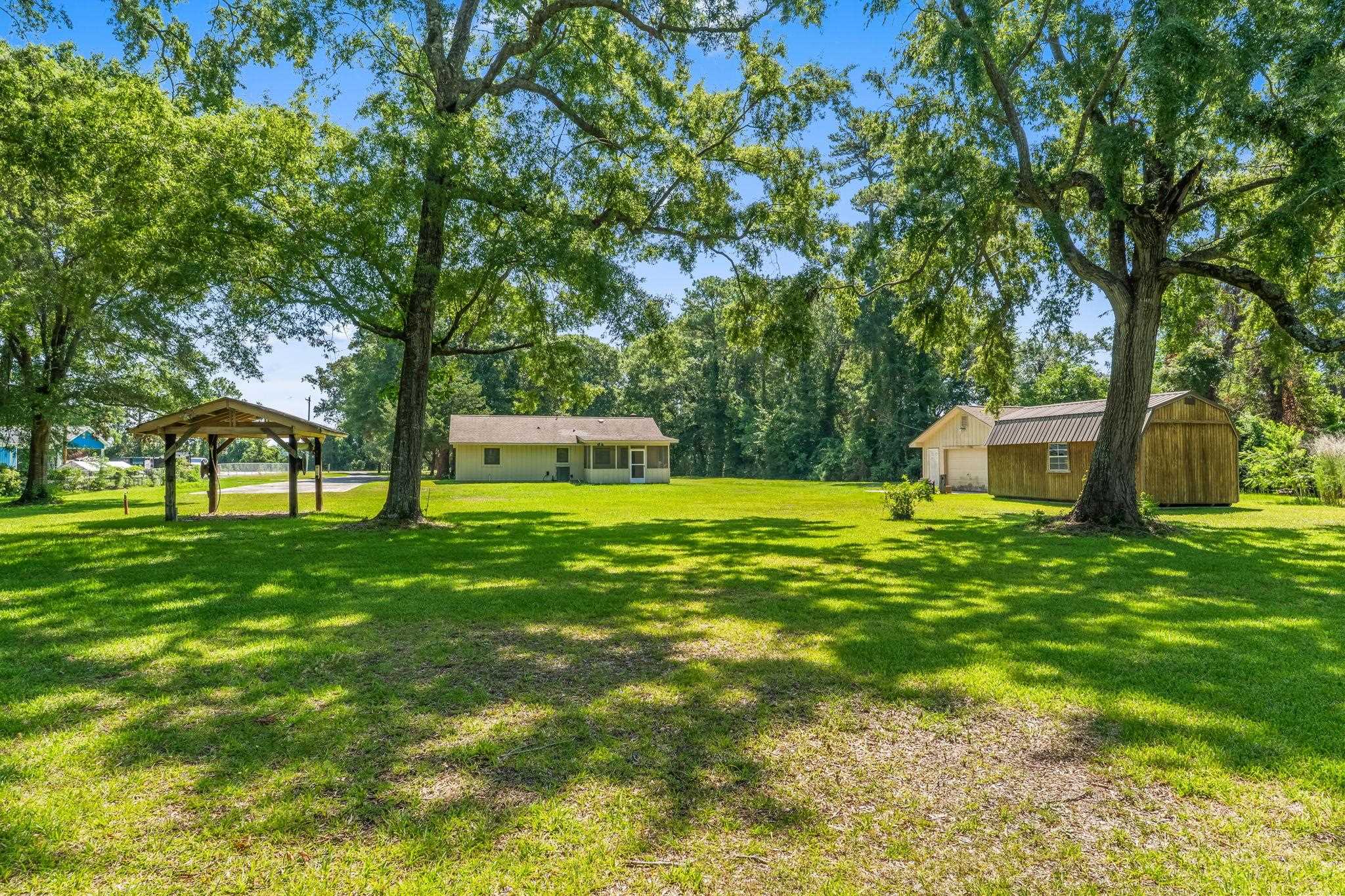 3139 Shetland Ln. Property Photo 3