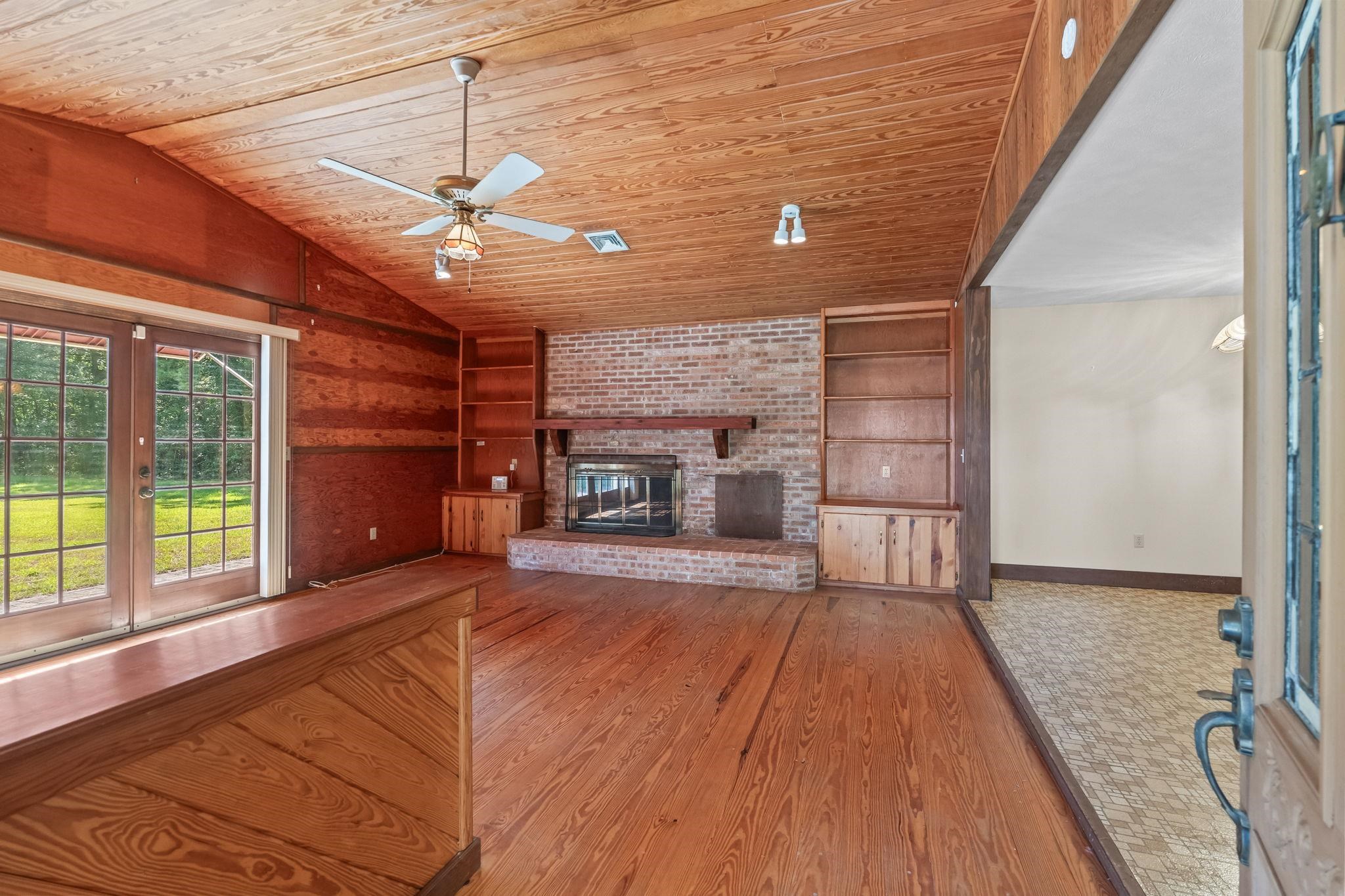 3139 Shetland Ln. Property Photo 20