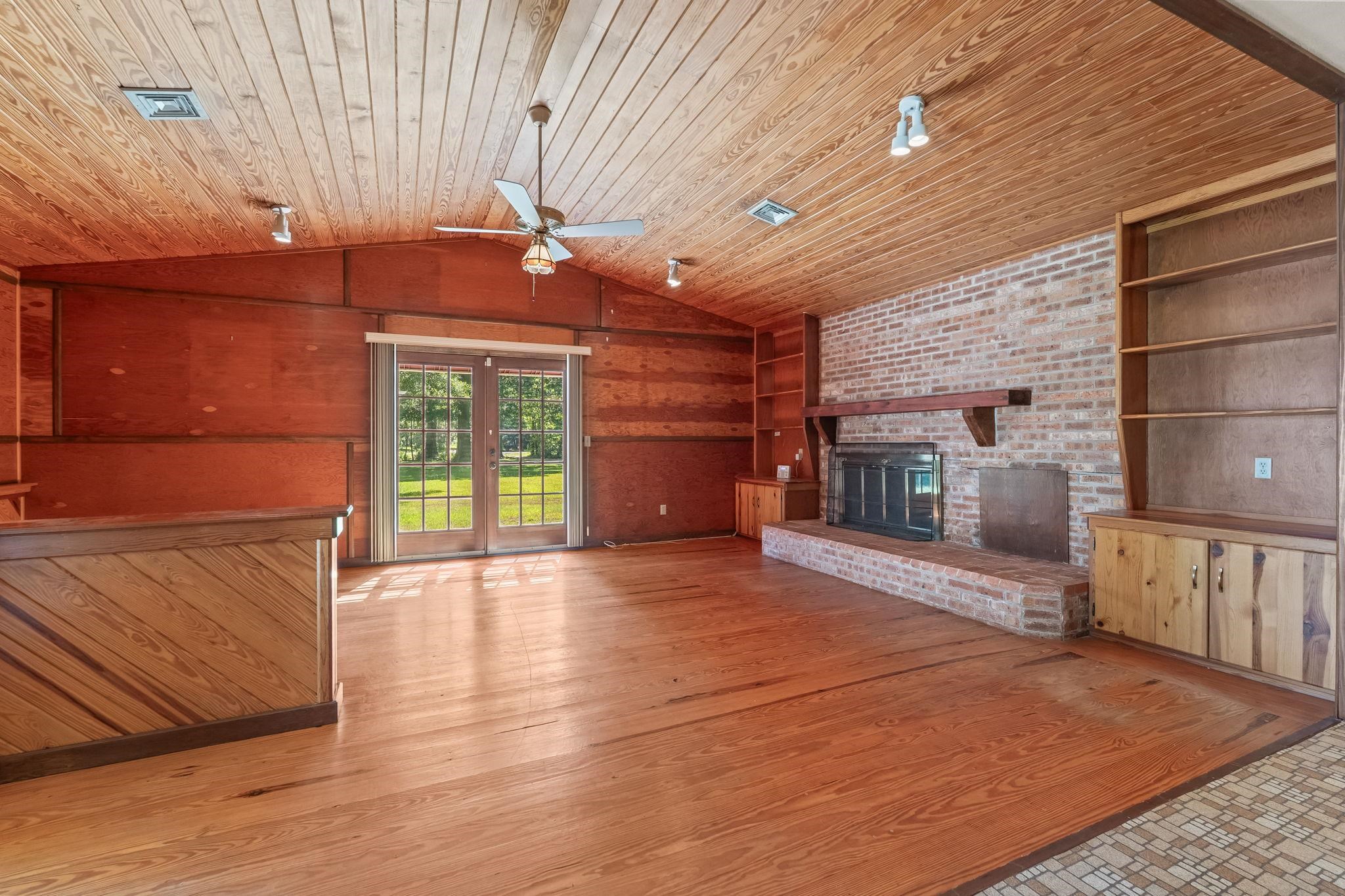 3139 Shetland Ln. Property Photo 21