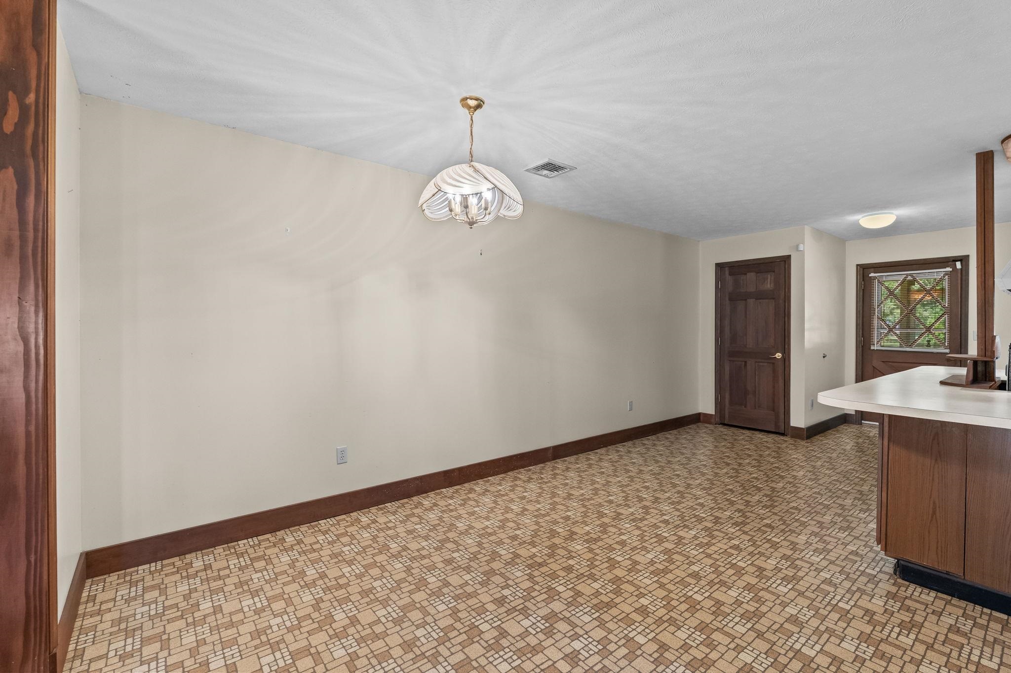 3139 Shetland Ln. Property Photo 38