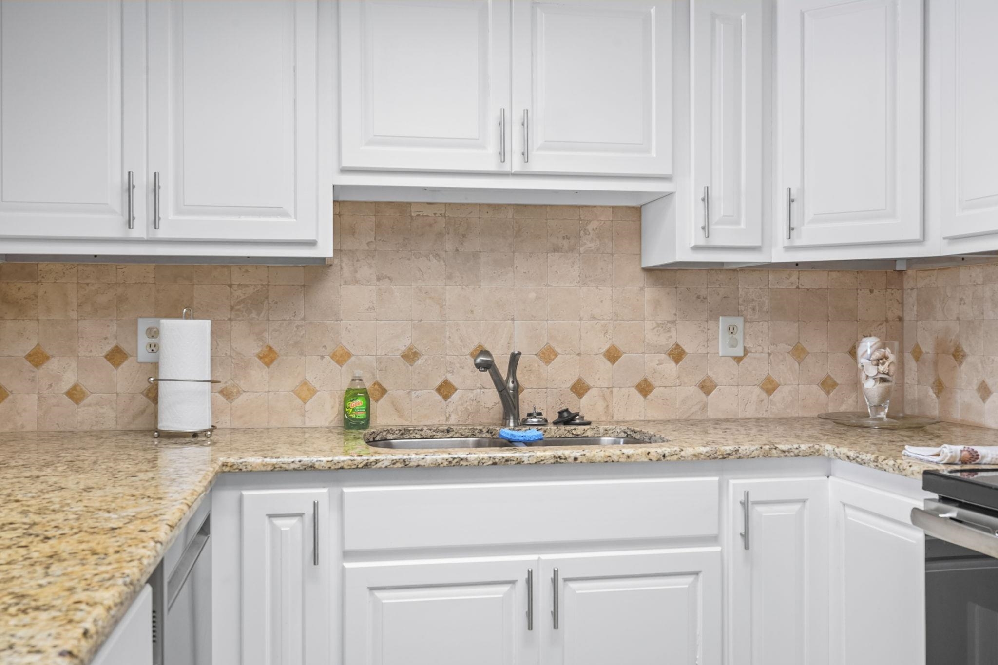 1915 N Ocean Blvd. Property Photo 7