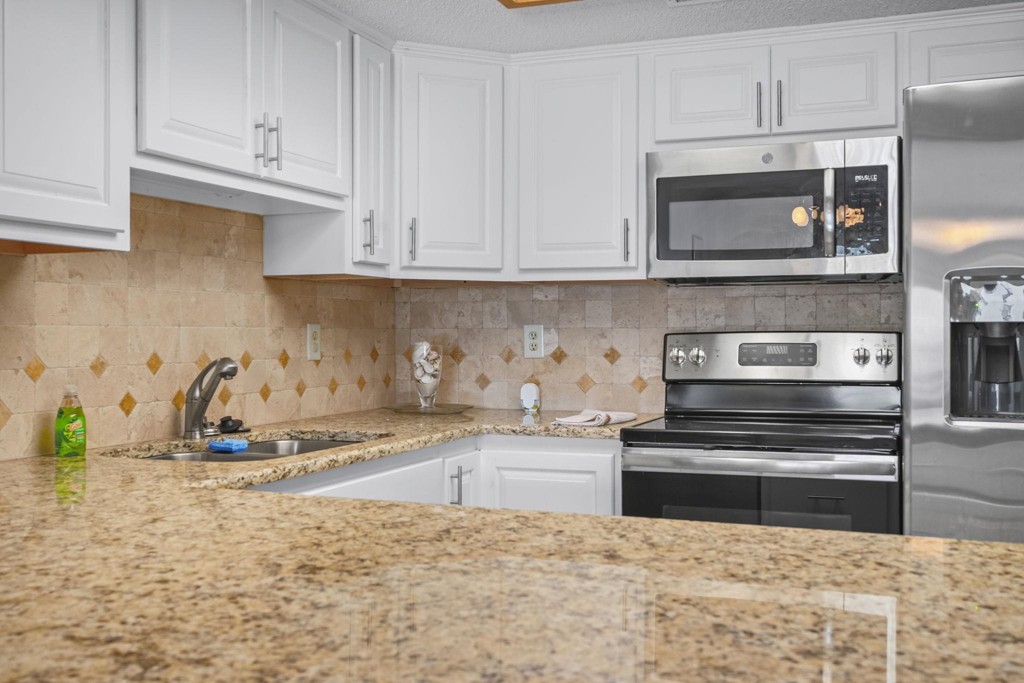 1915 N Ocean Blvd. Property Photo 9