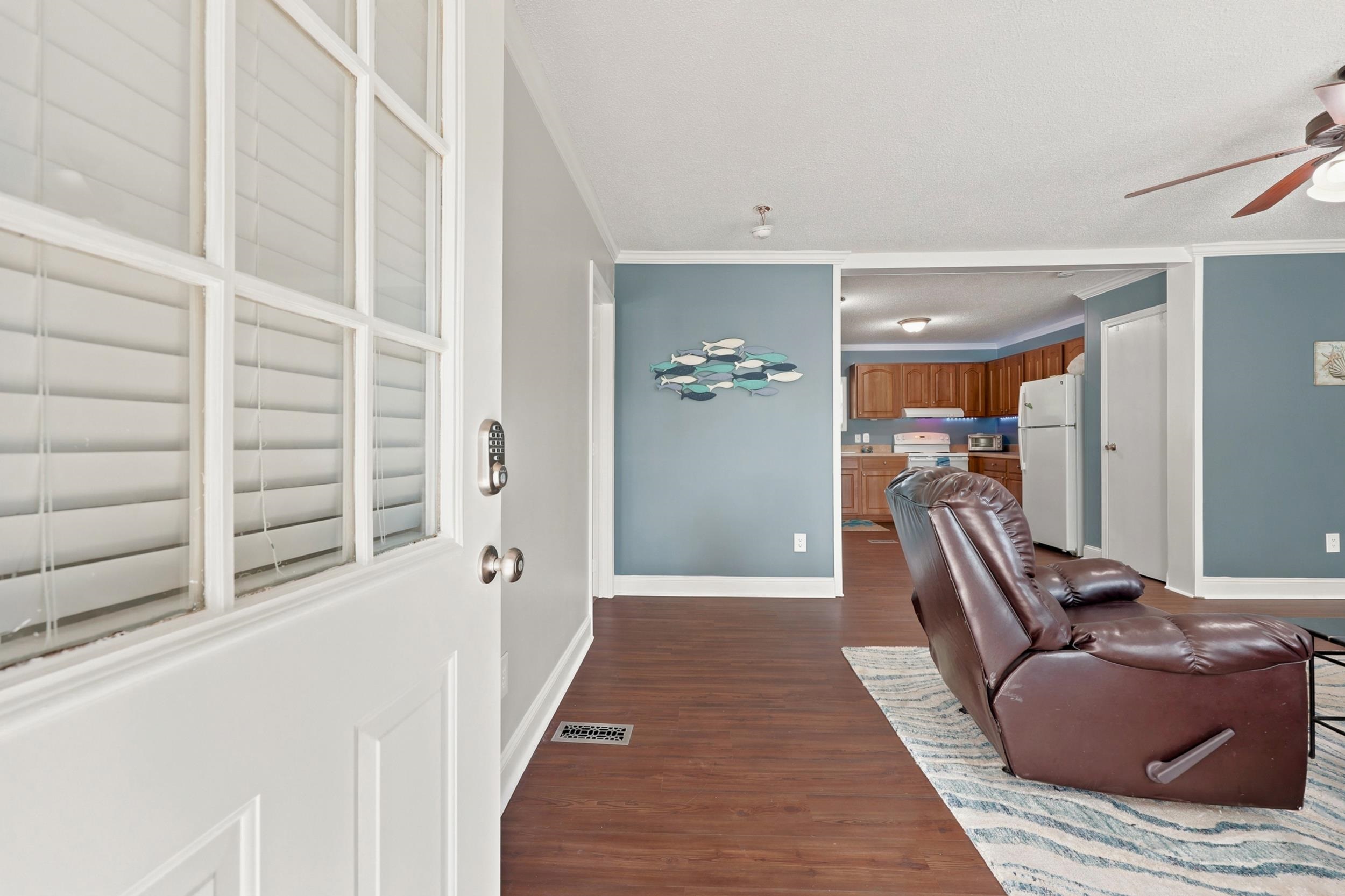 811 Waterway Dr. Property Photo 8