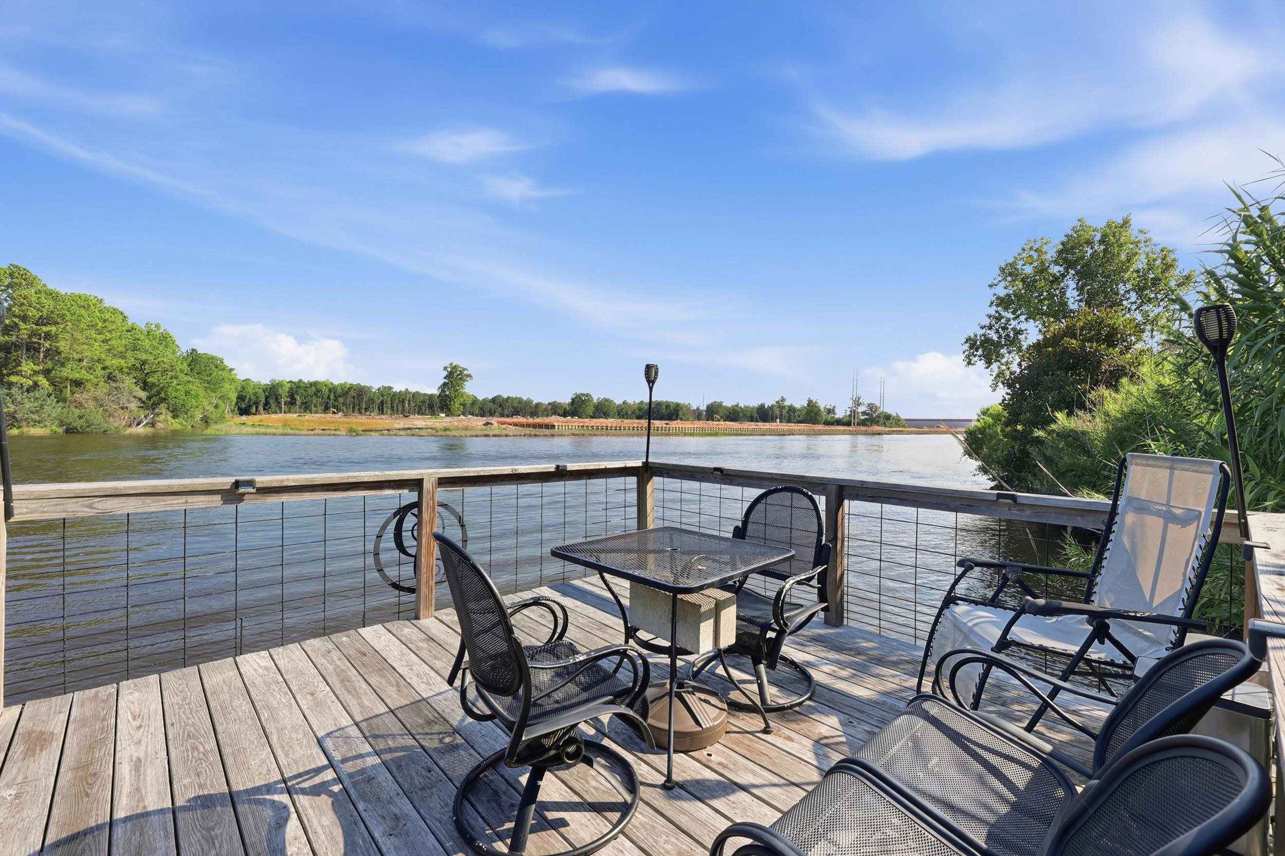 811 Waterway Dr. Property Photo 32