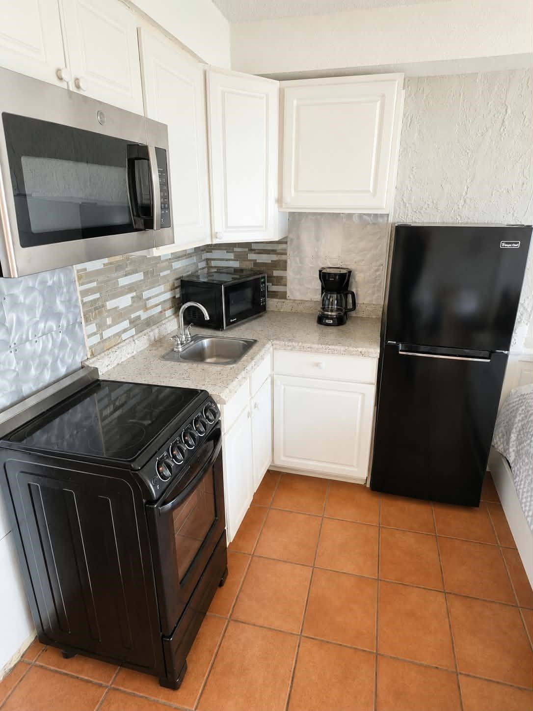 1207 S Ocean Blvd. Property Photo 6