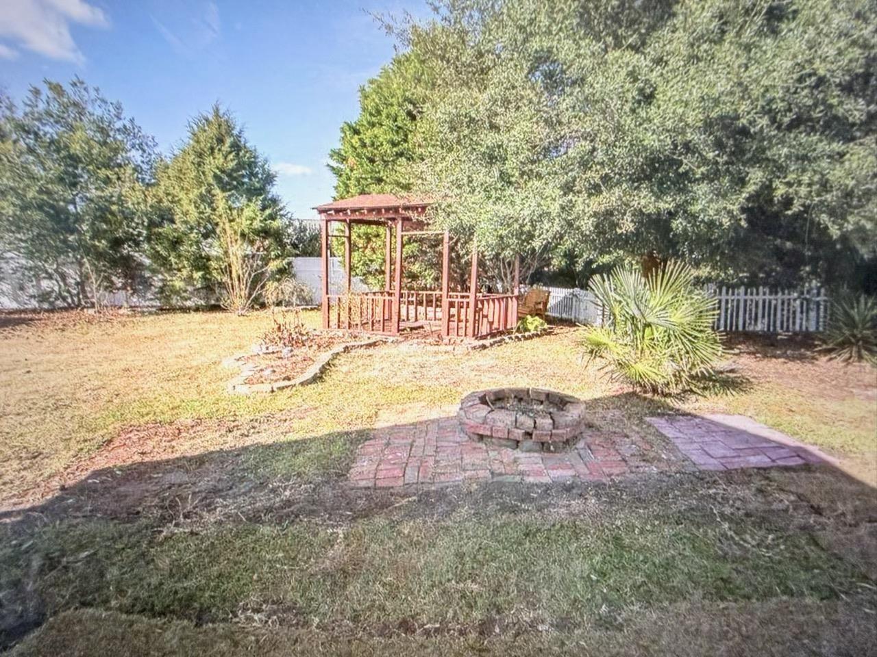 761 Drawbridge Dr. Property Photo 32