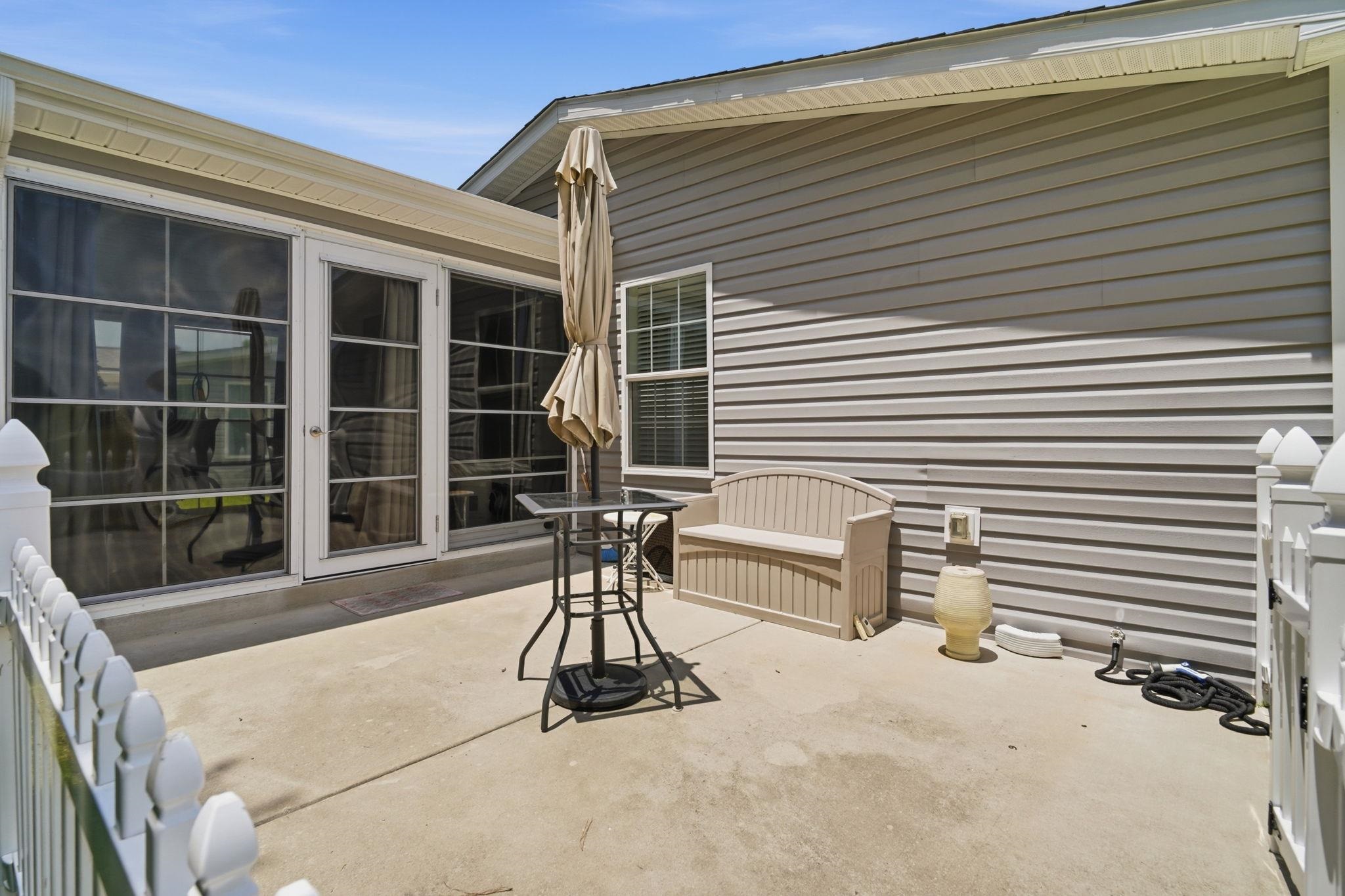 2039 Eastlynn Dr. Property Photo 22