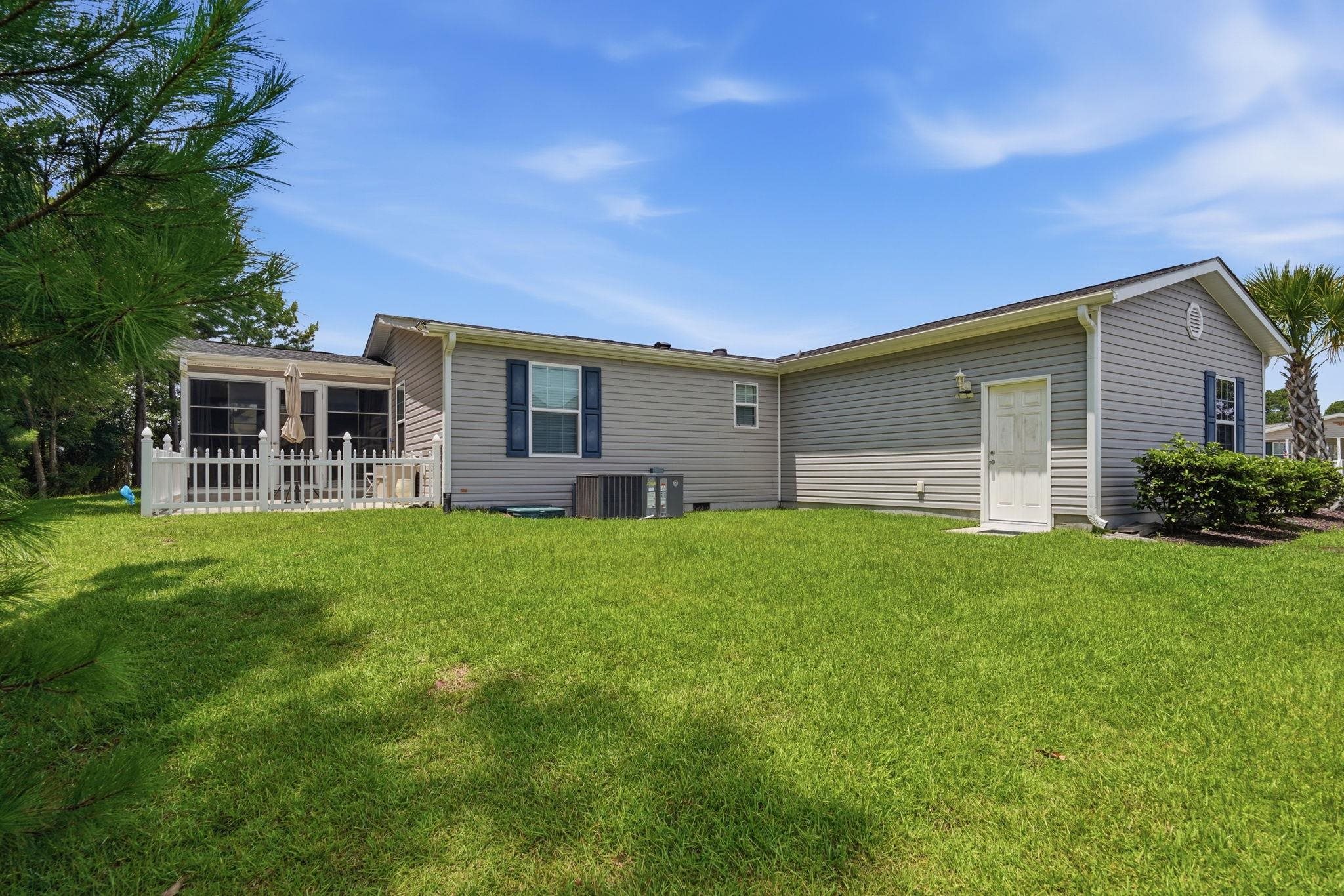 2039 Eastlynn Dr. Property Photo 24