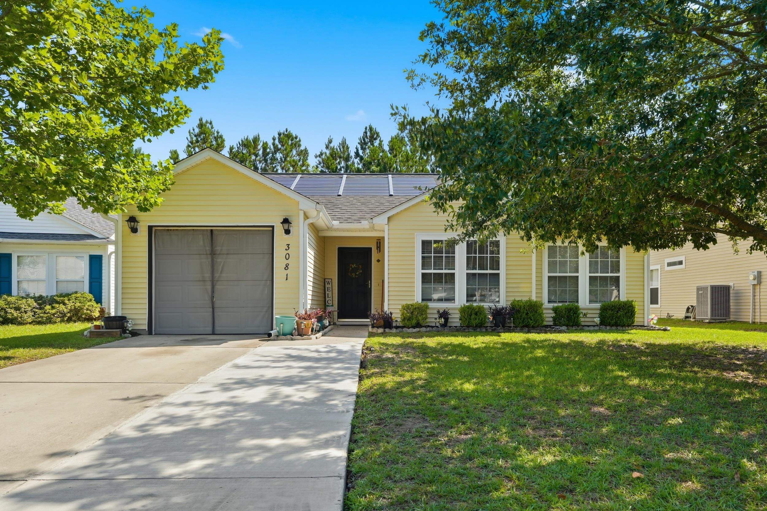 3081 Regency Oak Dr. Property Photo 1