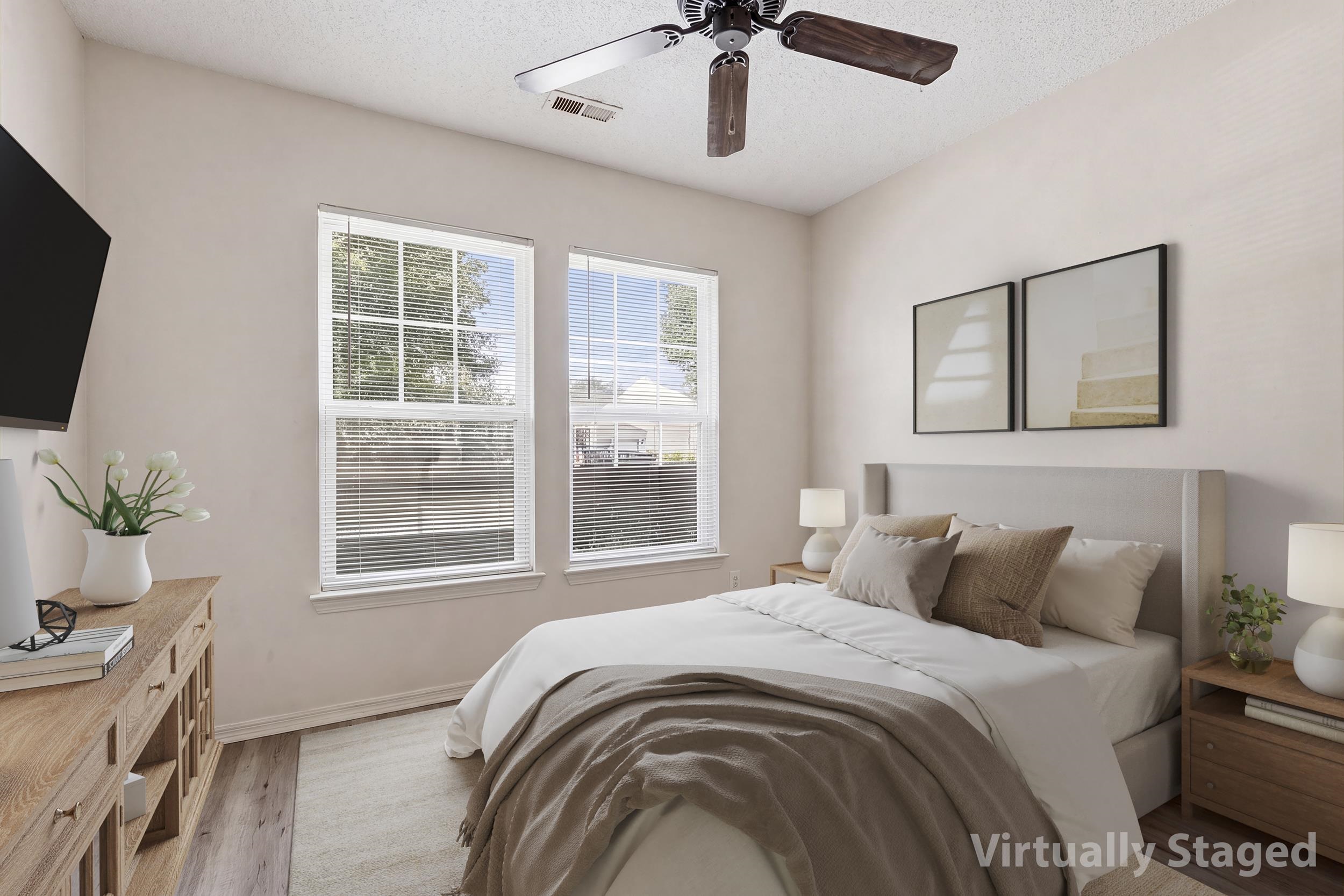3081 Regency Oak Dr. Property Photo 12