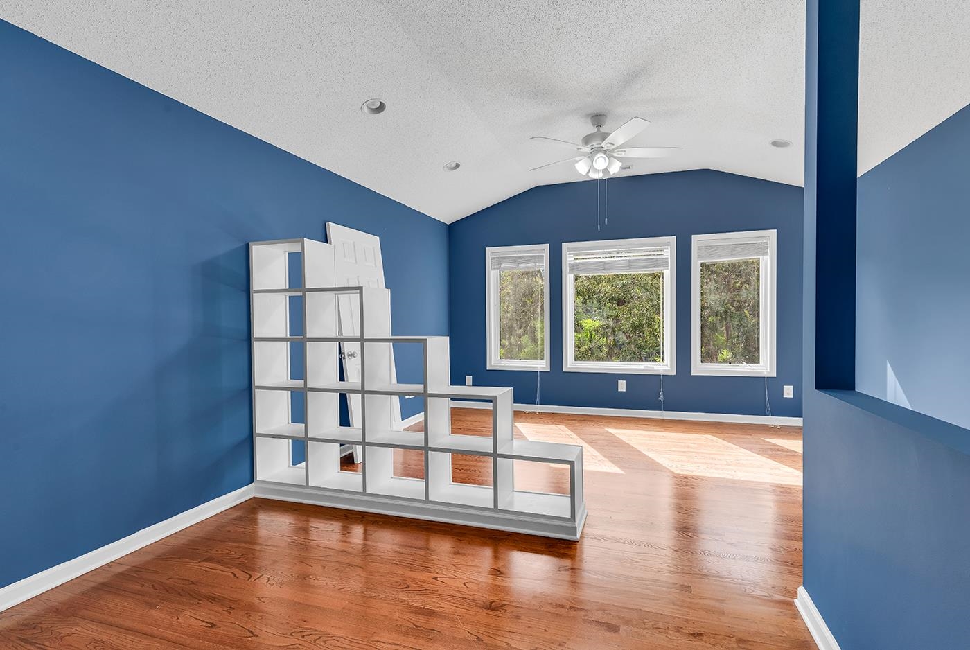 1870 Gray Oaks Dr. Property Photo 35