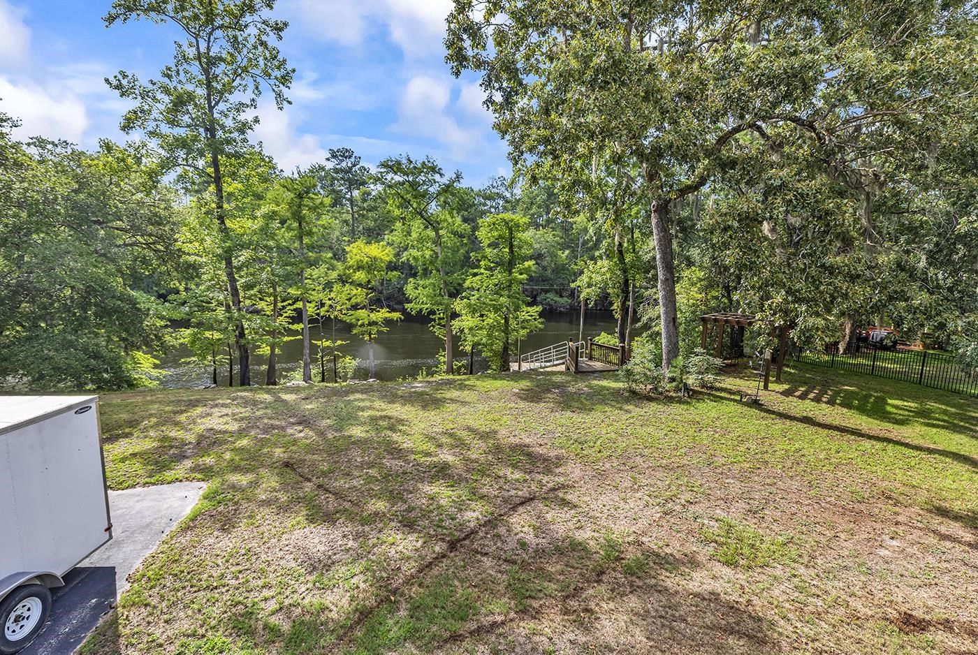 1870 Gray Oaks Dr. Property Photo 47