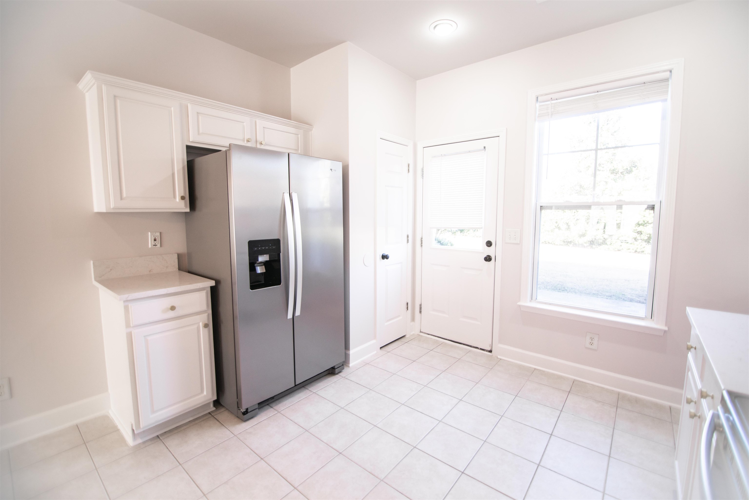1005 Balmore Dr. Property Photo 11