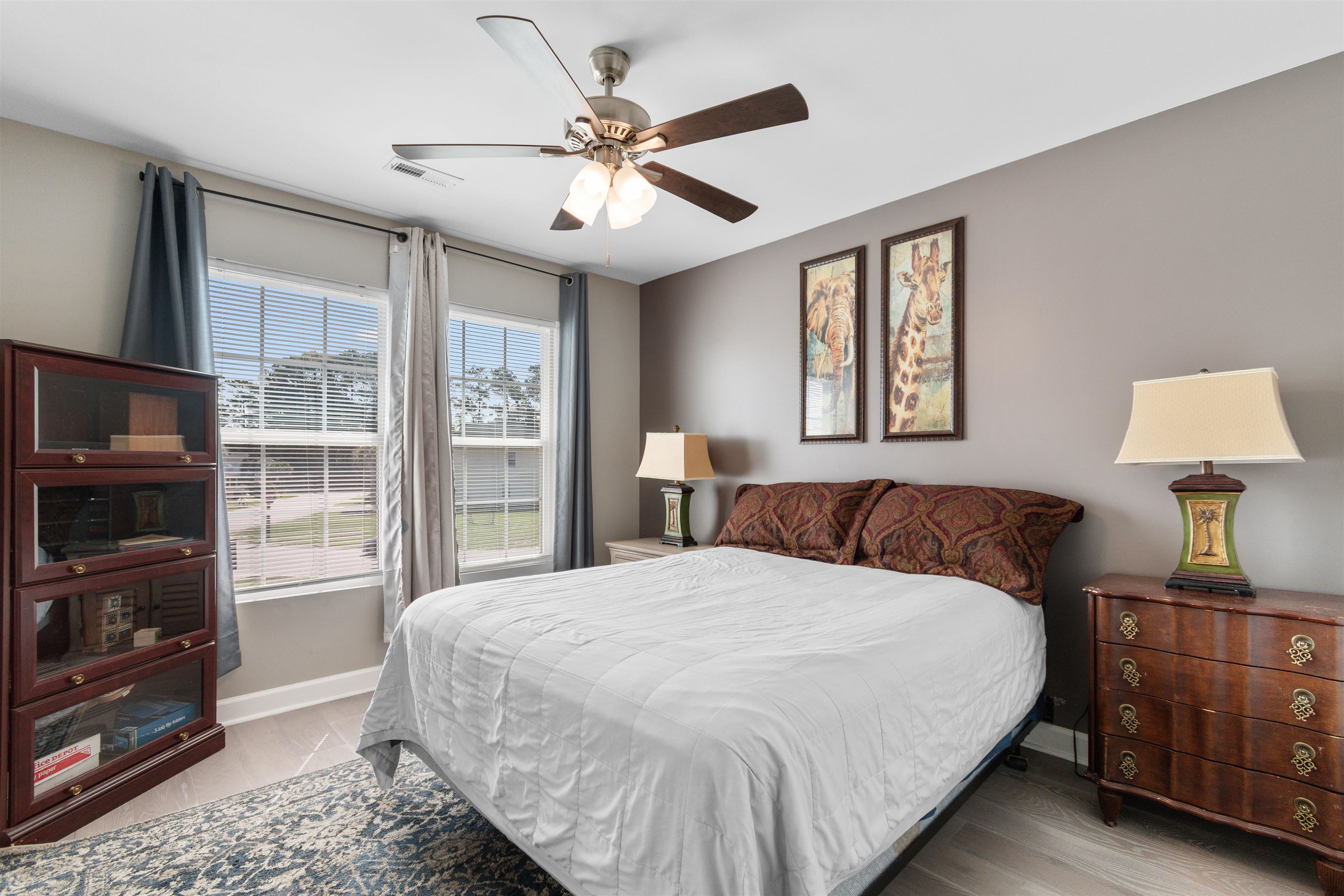 200 Davis Ct. Property Photo 28
