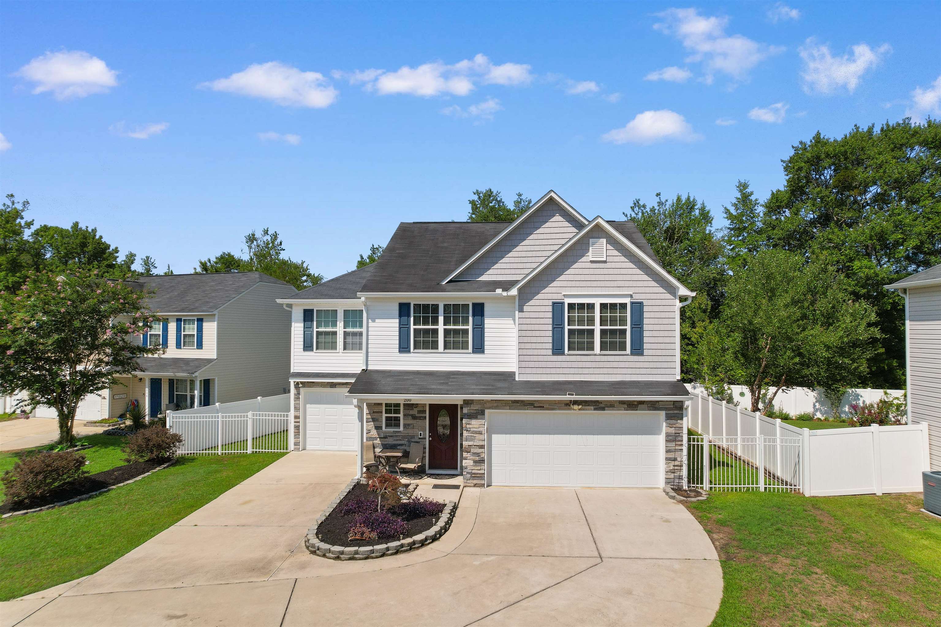 200 Davis Ct. Property Photo 41