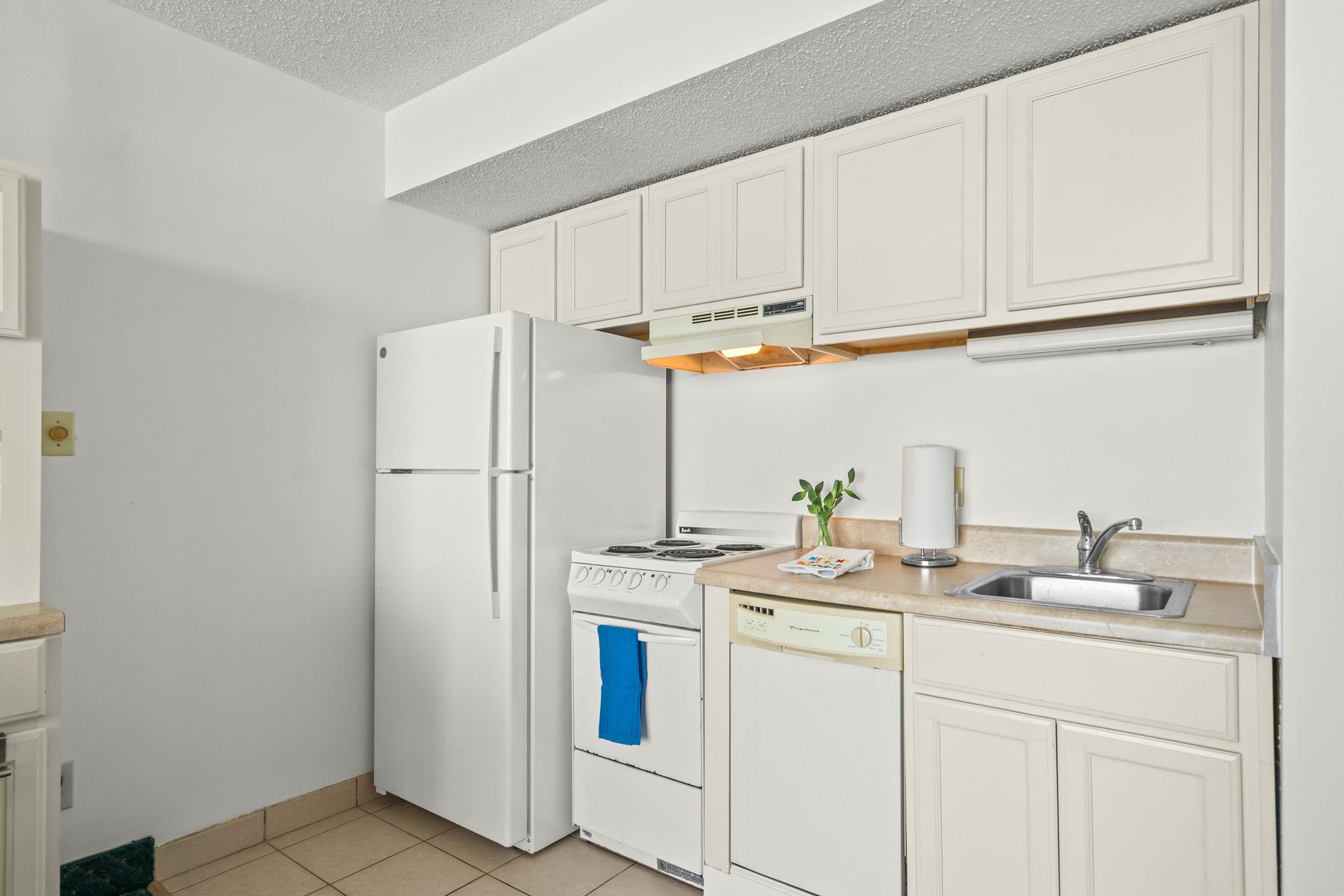 5523 N Ocean Blvd. Property Photo 13