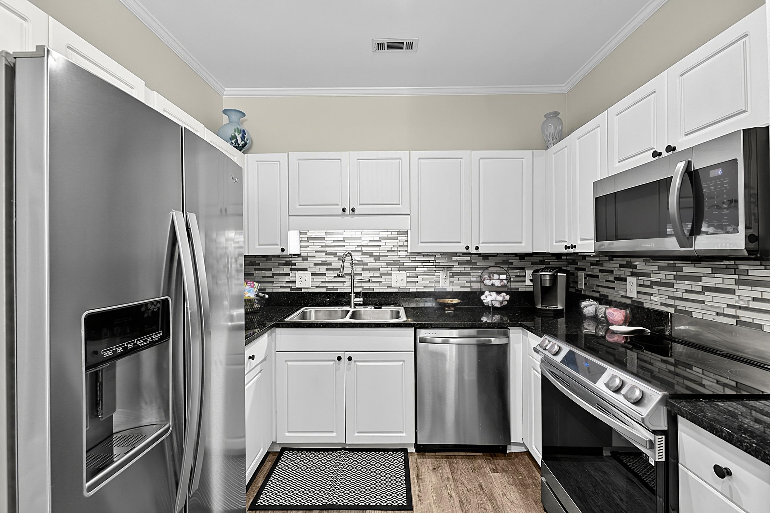 9754 Leyland Dr. Property Photo 13