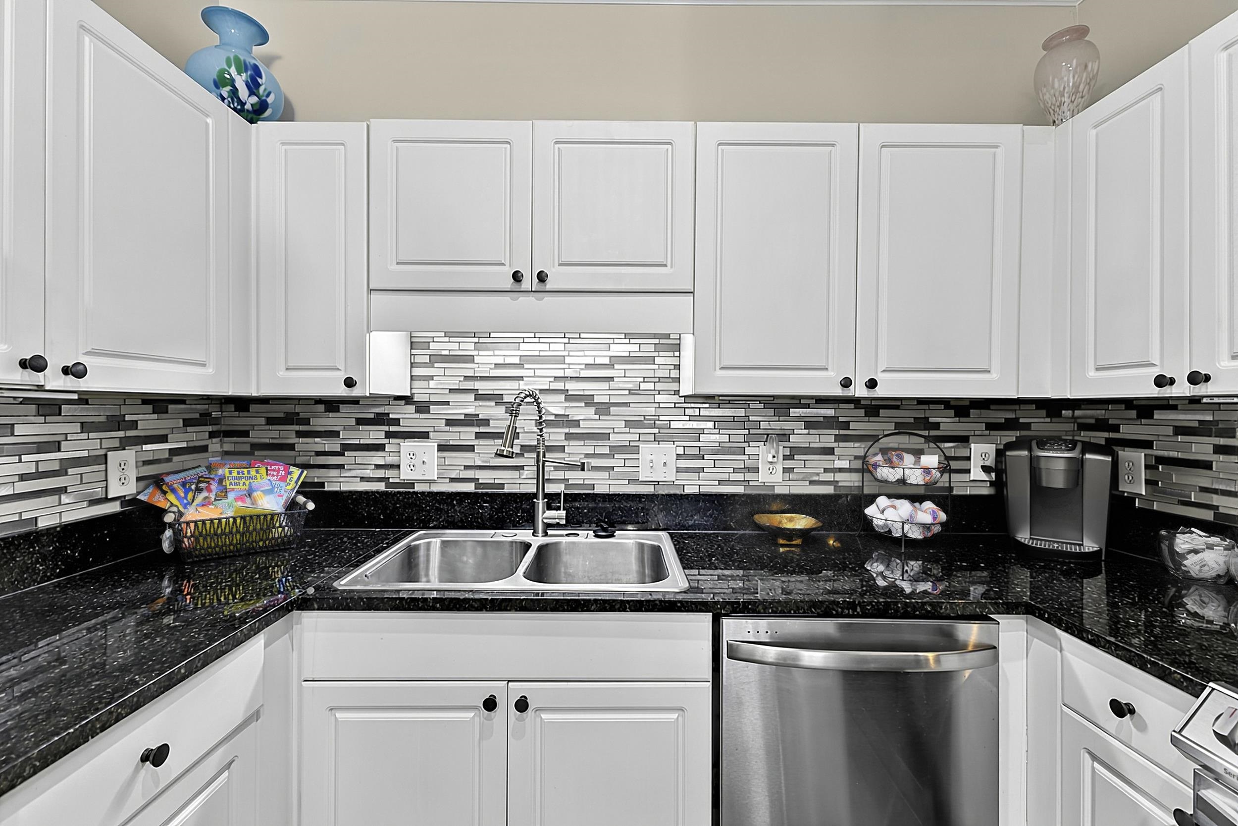 9754 Leyland Dr. Property Photo 14