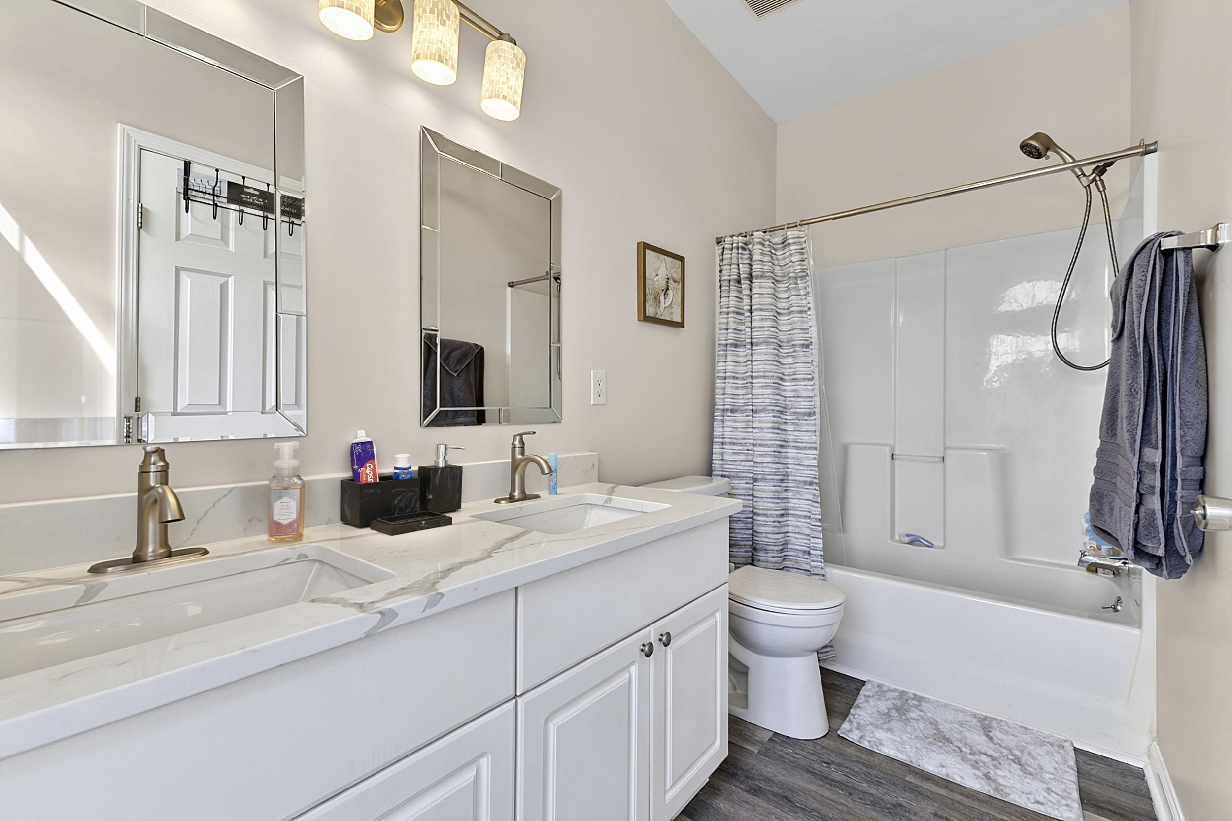 9754 Leyland Dr. Property Photo 25