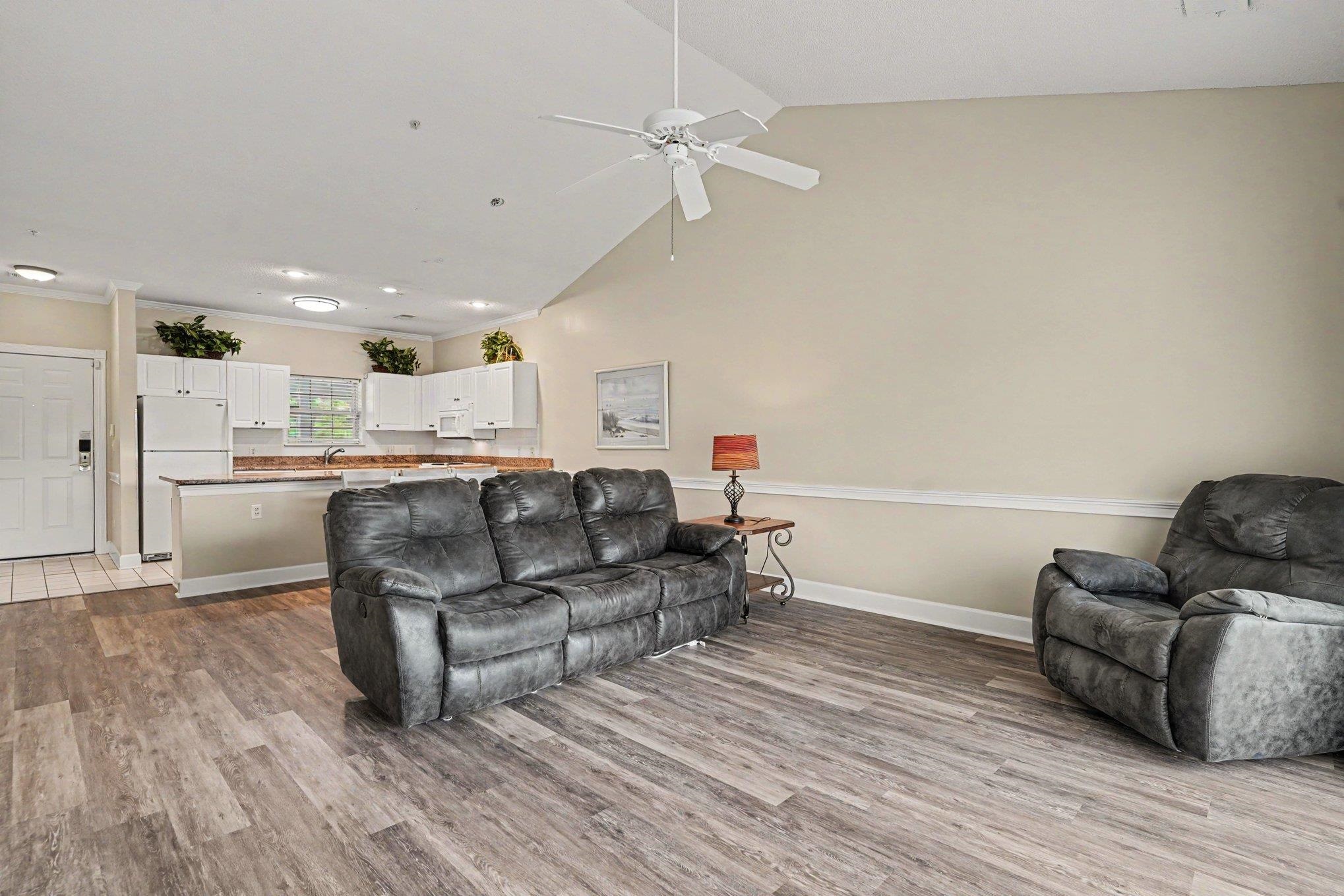 4815 Orchid Way Property Photo 5