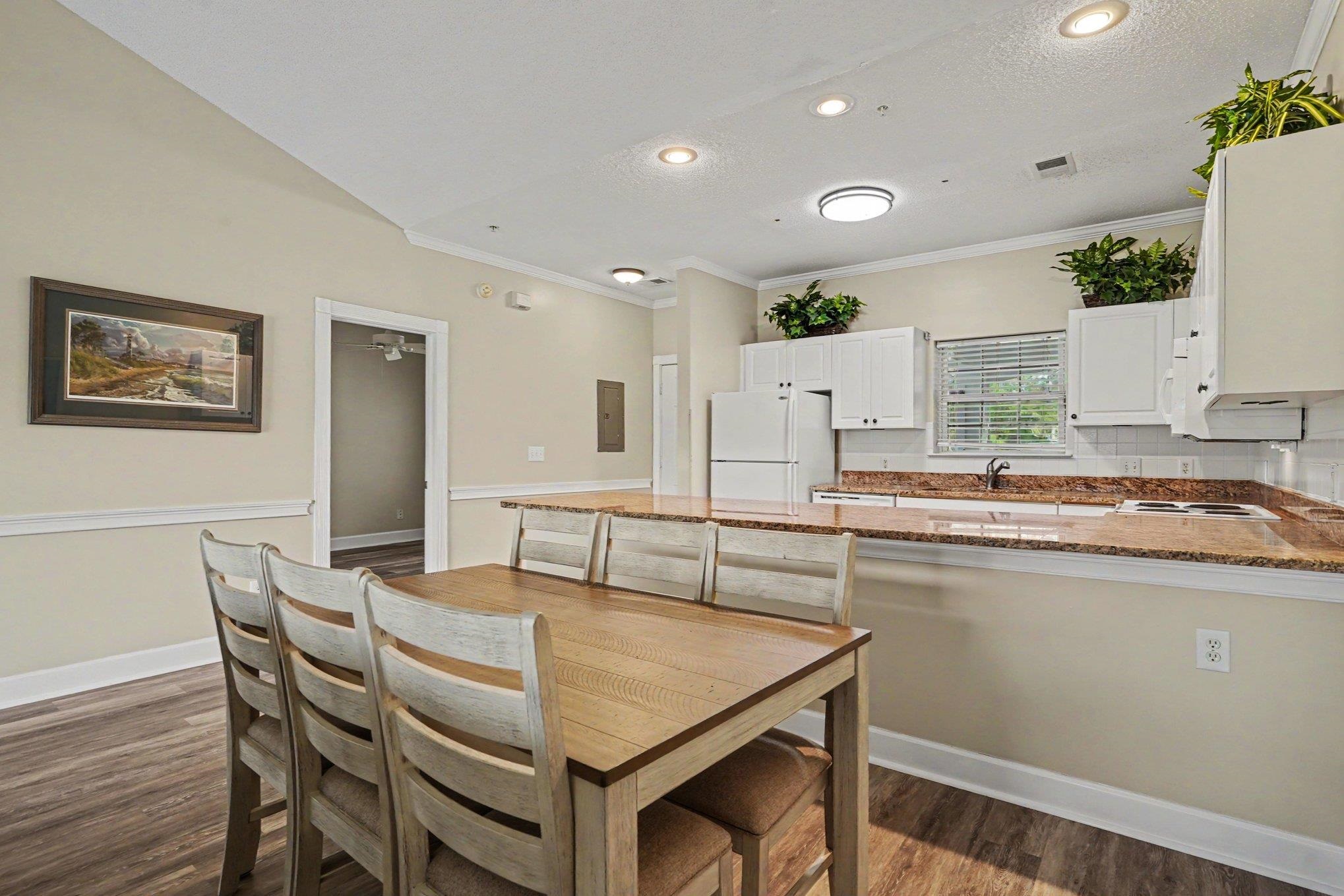 4815 Orchid Way Property Photo 6