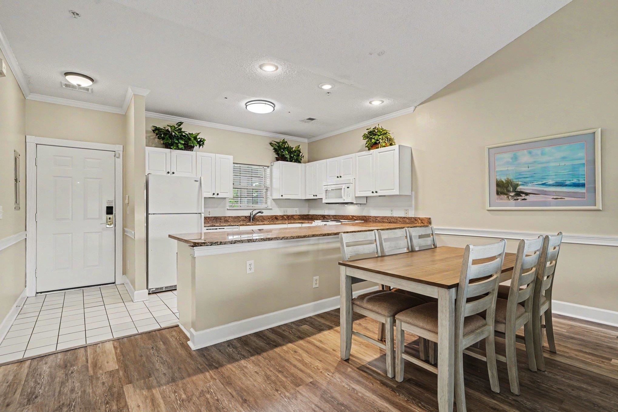 4815 Orchid Way Property Photo 7