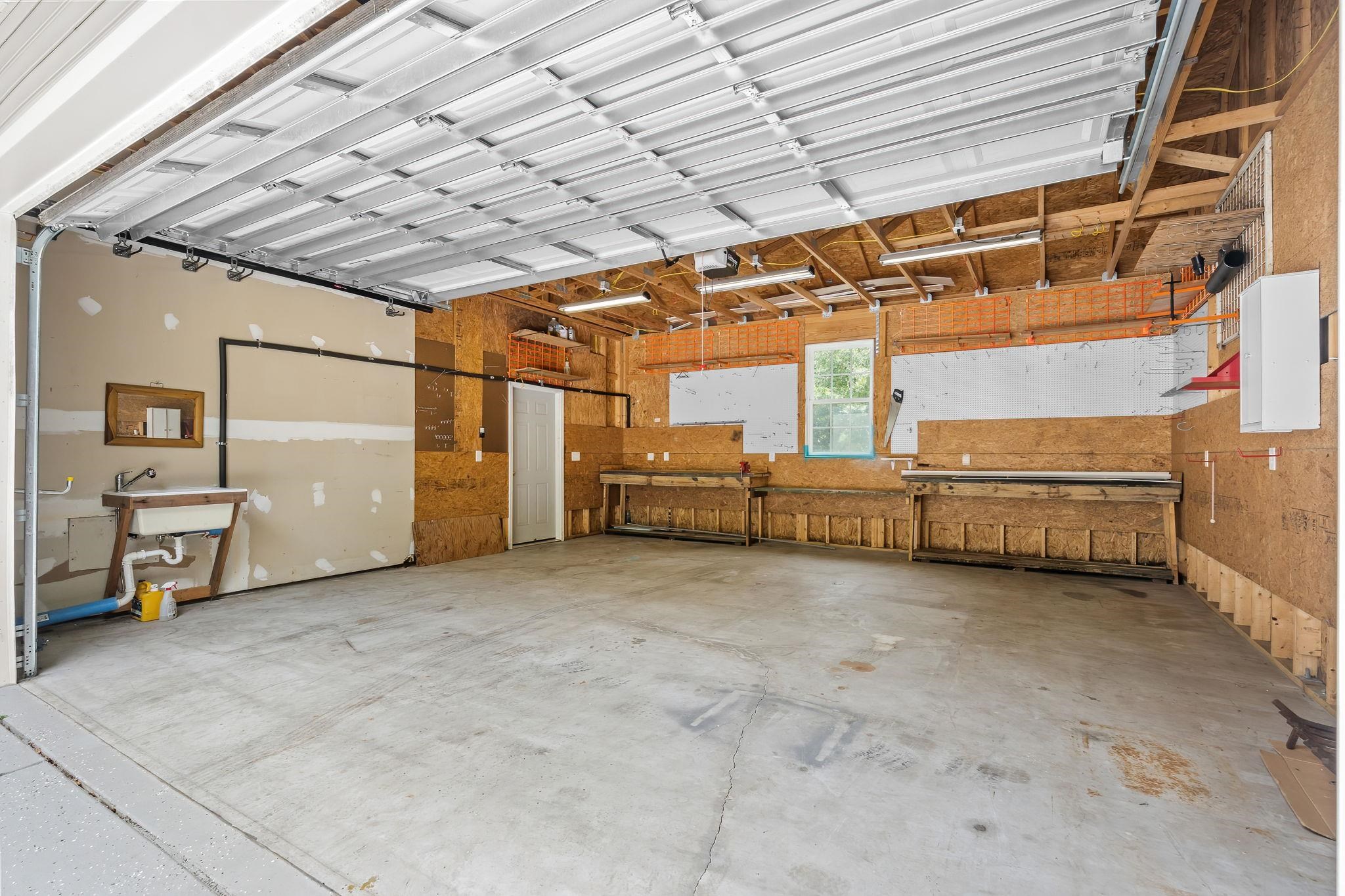 1710 Crooked Pine Dr. Property Photo 39