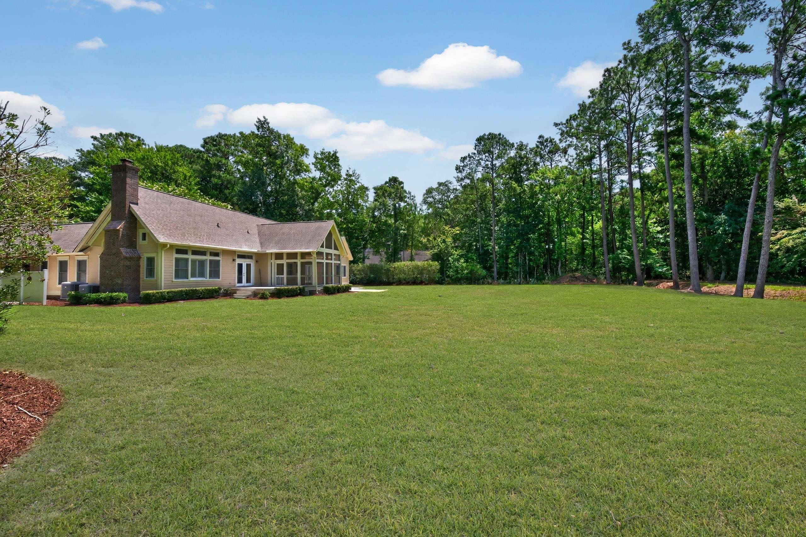 222 Old Carriage Loop Property Photo 10