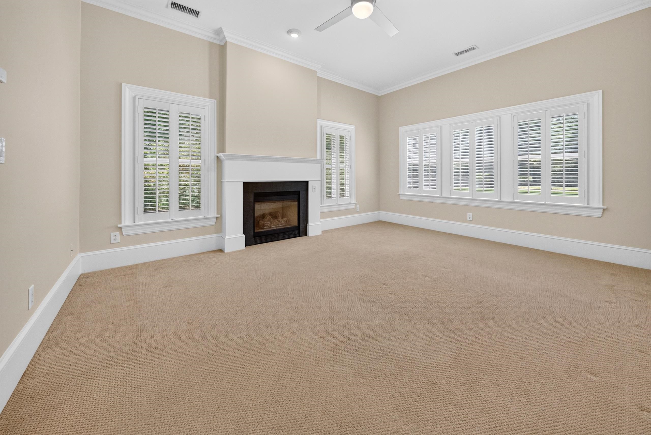 222 Old Carriage Loop Property Photo 32