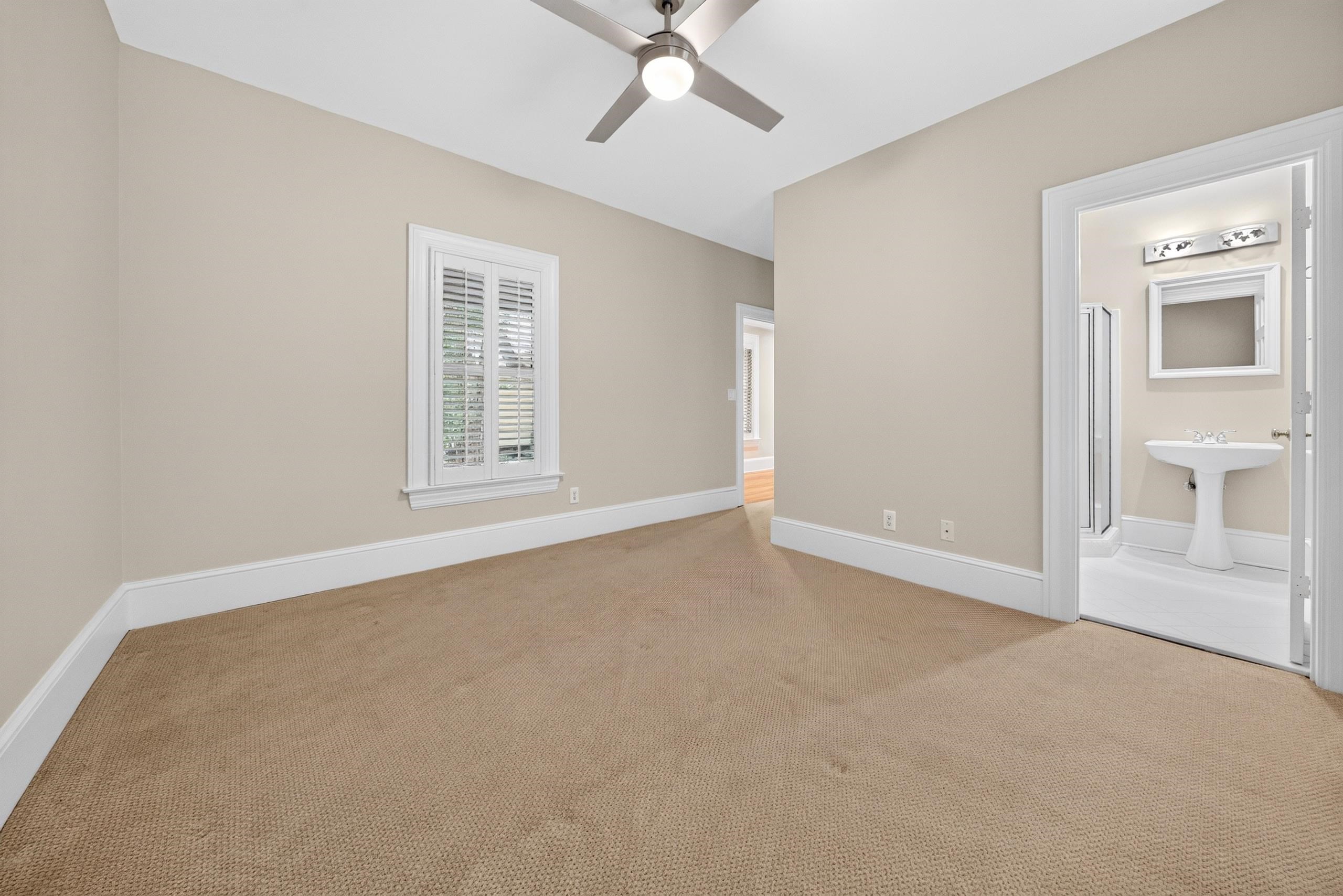 222 Old Carriage Loop Property Photo 49