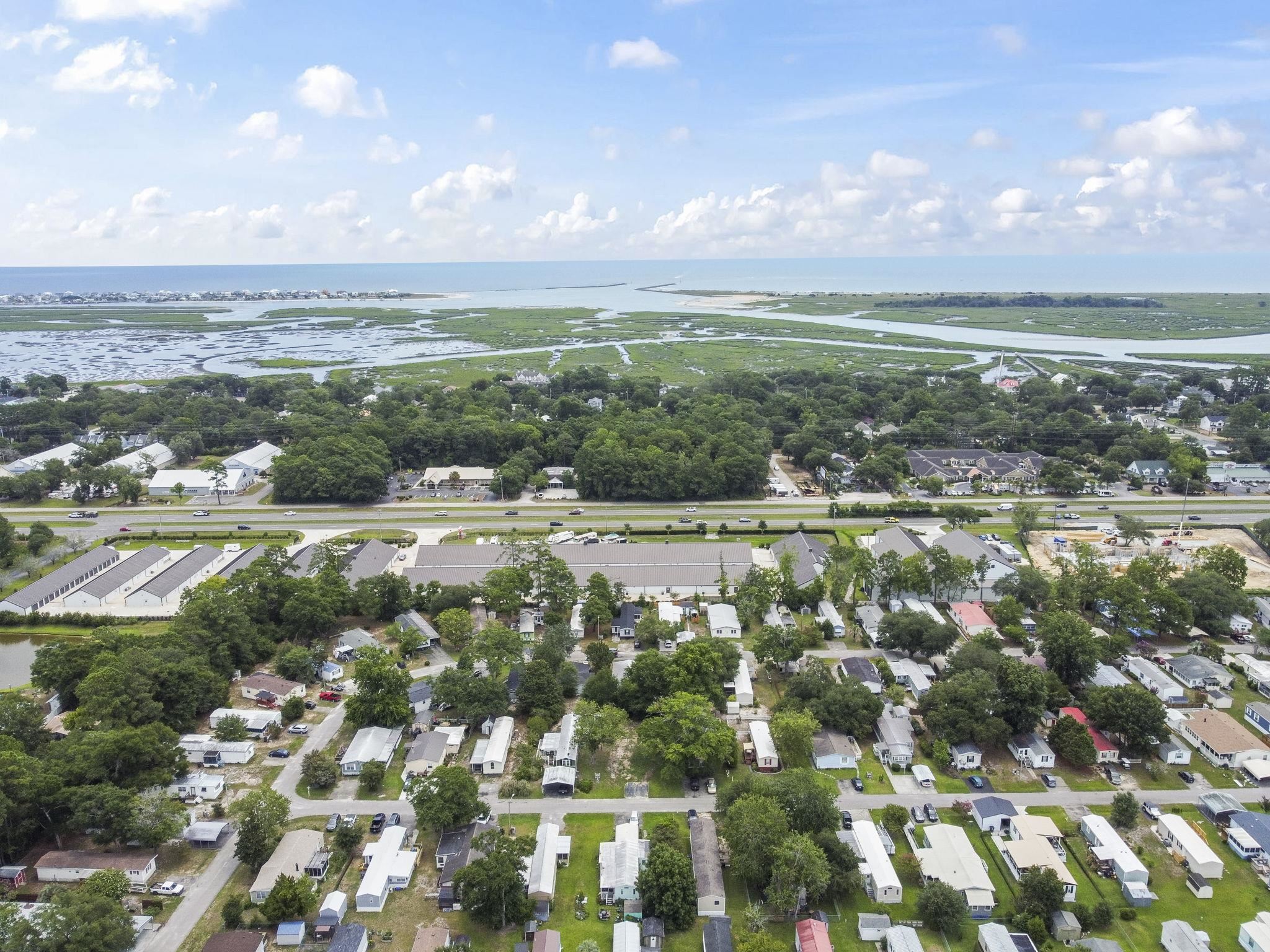 132 Crooked Island Circle Property Photo 3