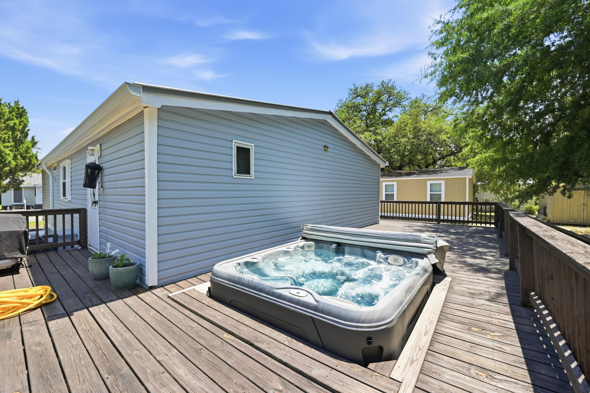 132 Crooked Island Circle Property Photo 38