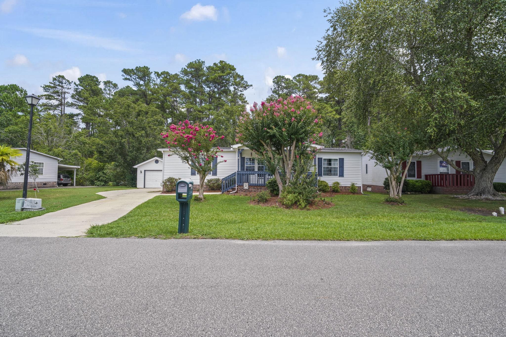 212 Captains Dr. Property Photo 6