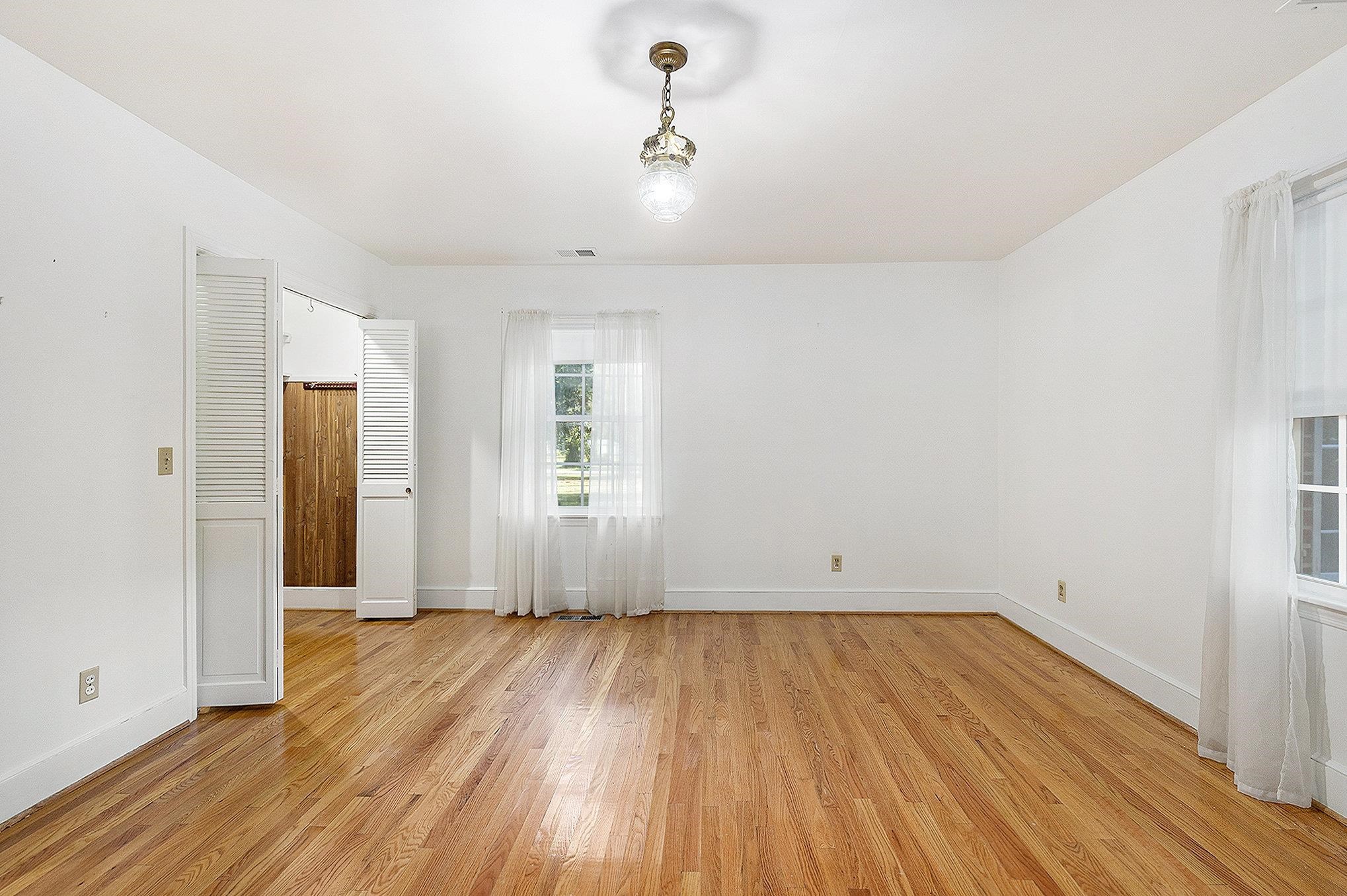 211 Pireway Rd. Property Photo 16