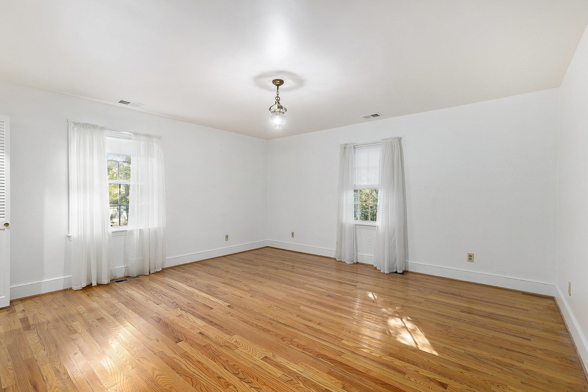 211 Pireway Rd. Property Photo 17
