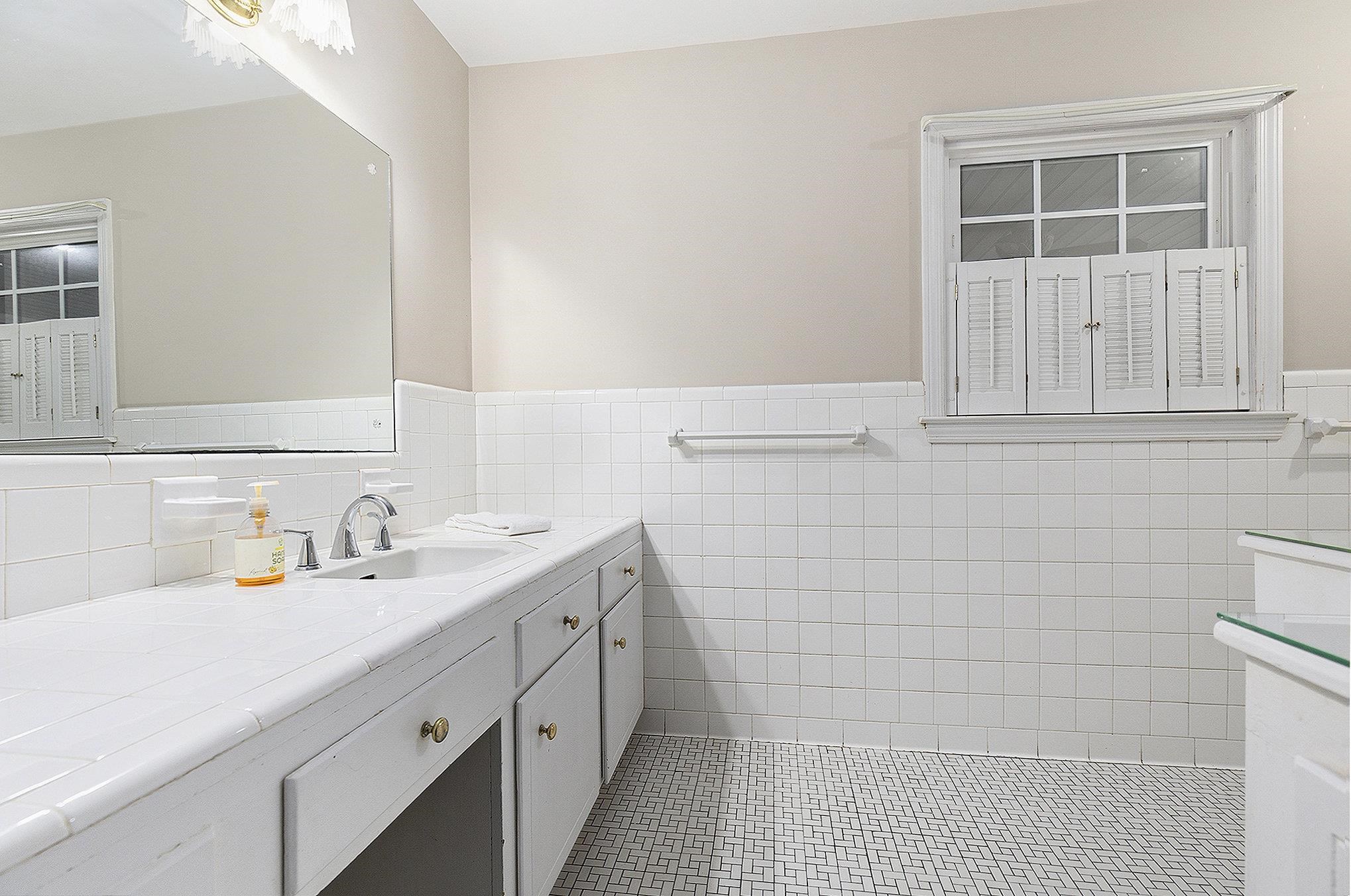 211 Pireway Rd. Property Photo 18