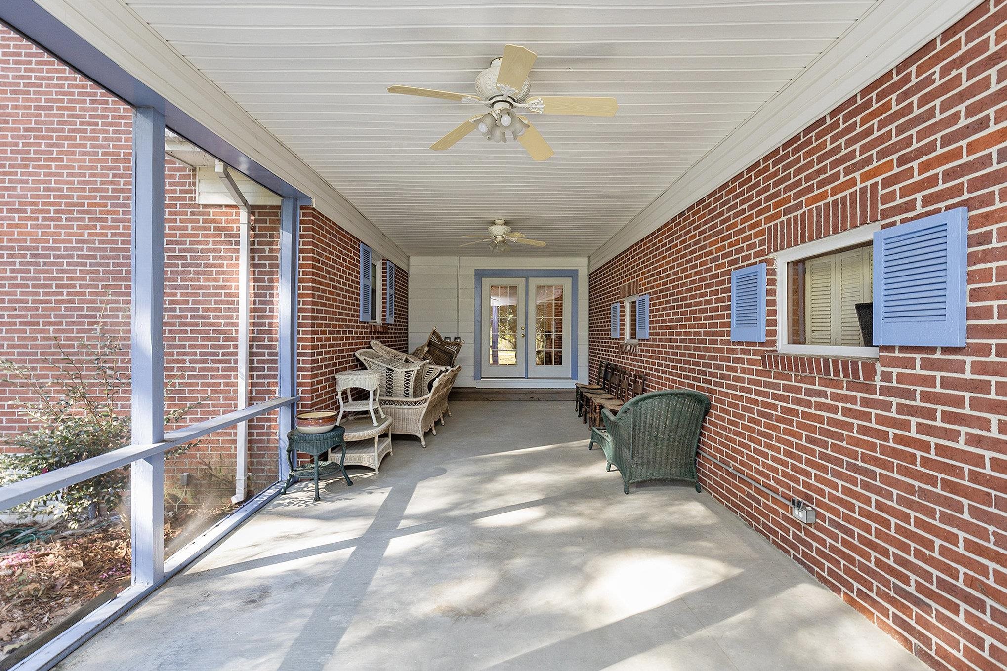 211 Pireway Rd. Property Photo 34