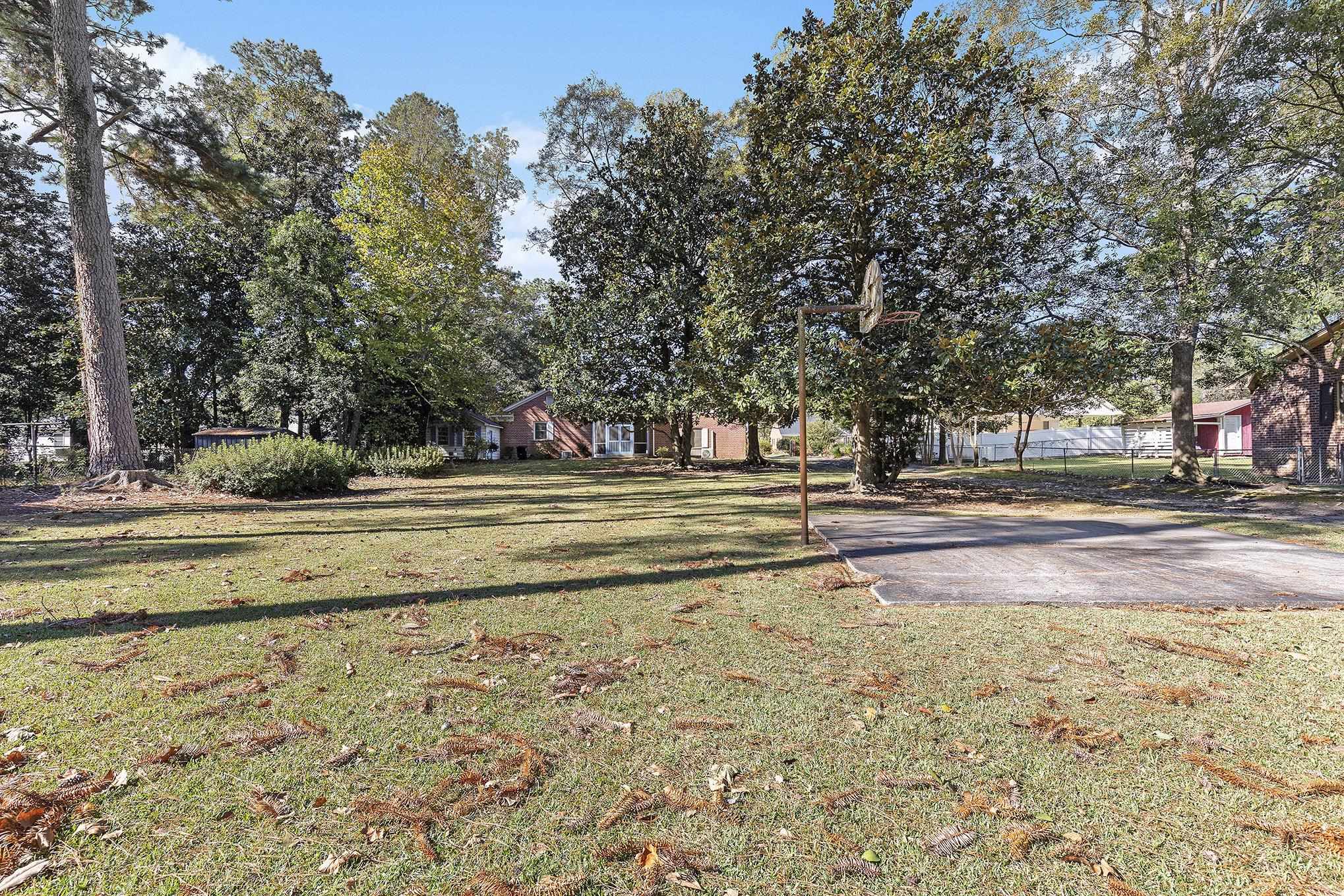 211 Pireway Rd. Property Photo 40