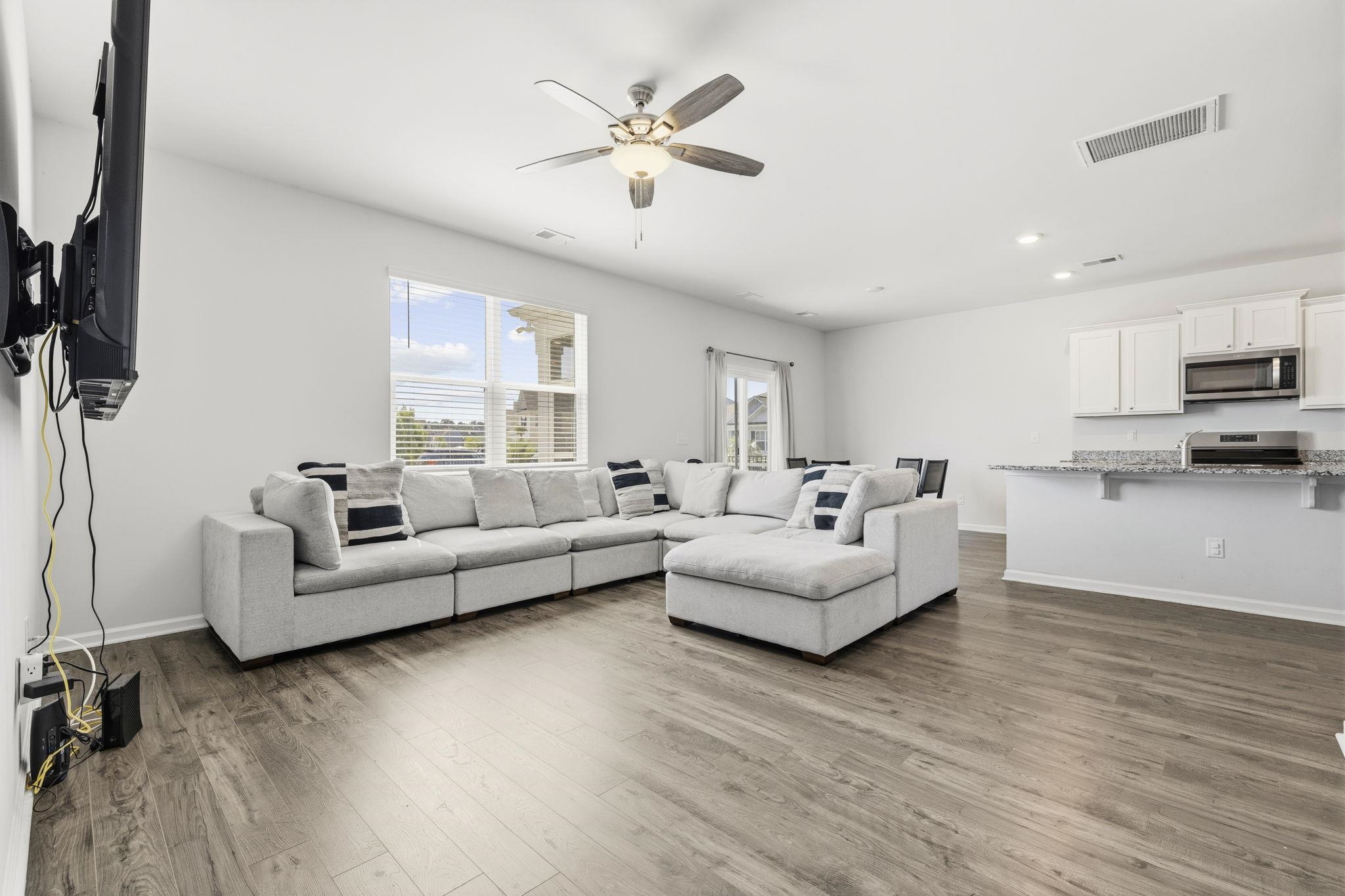10030 Hamilton Branch Loop Property Photo 7
