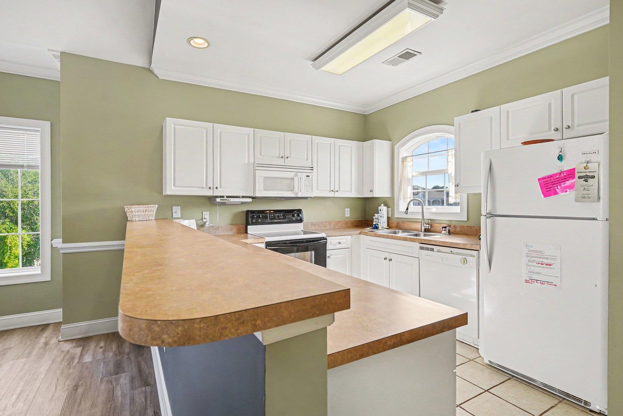 4878 Dahlia Ct. Property Photo 9