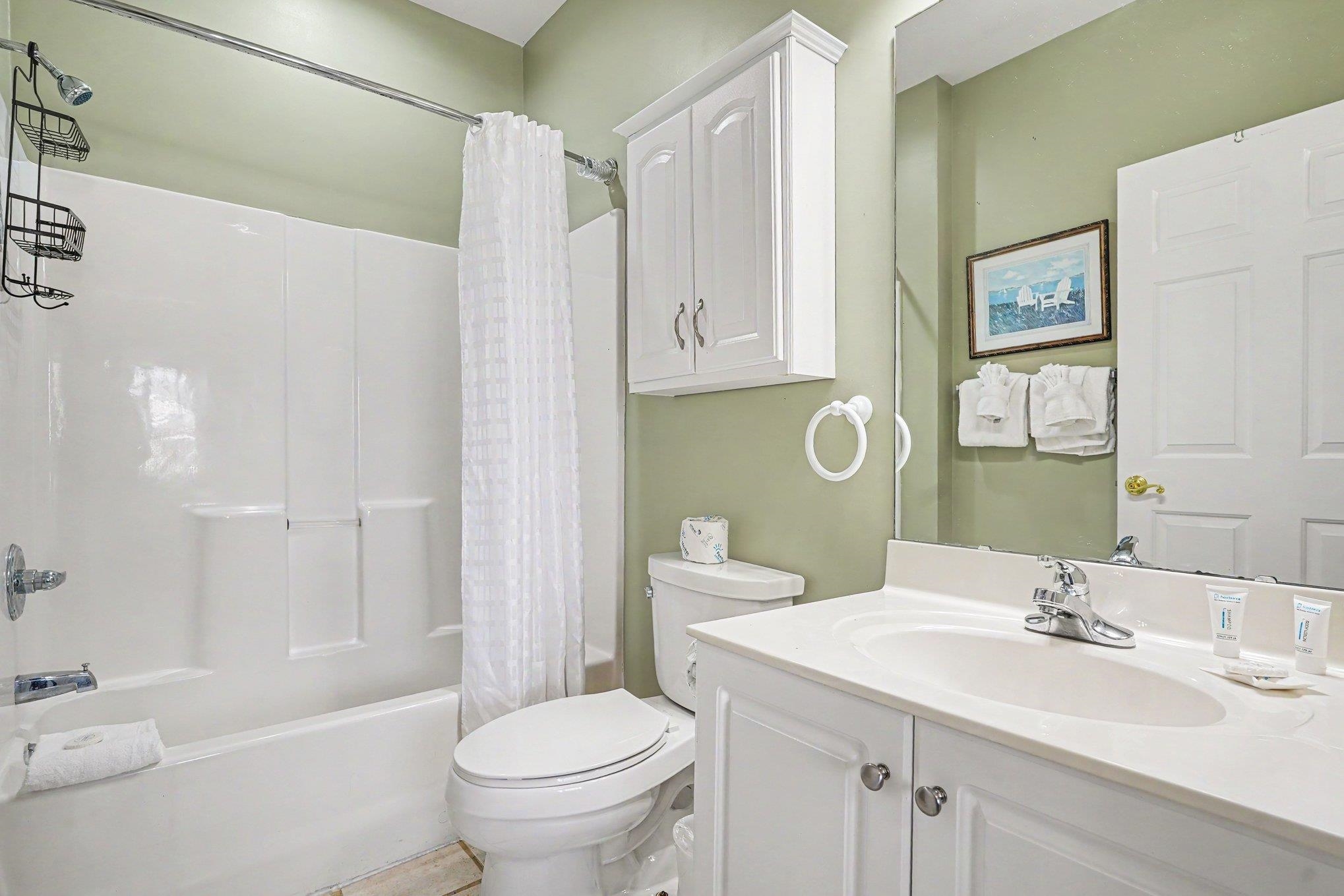 4878 Dahlia Ct. Property Photo 13