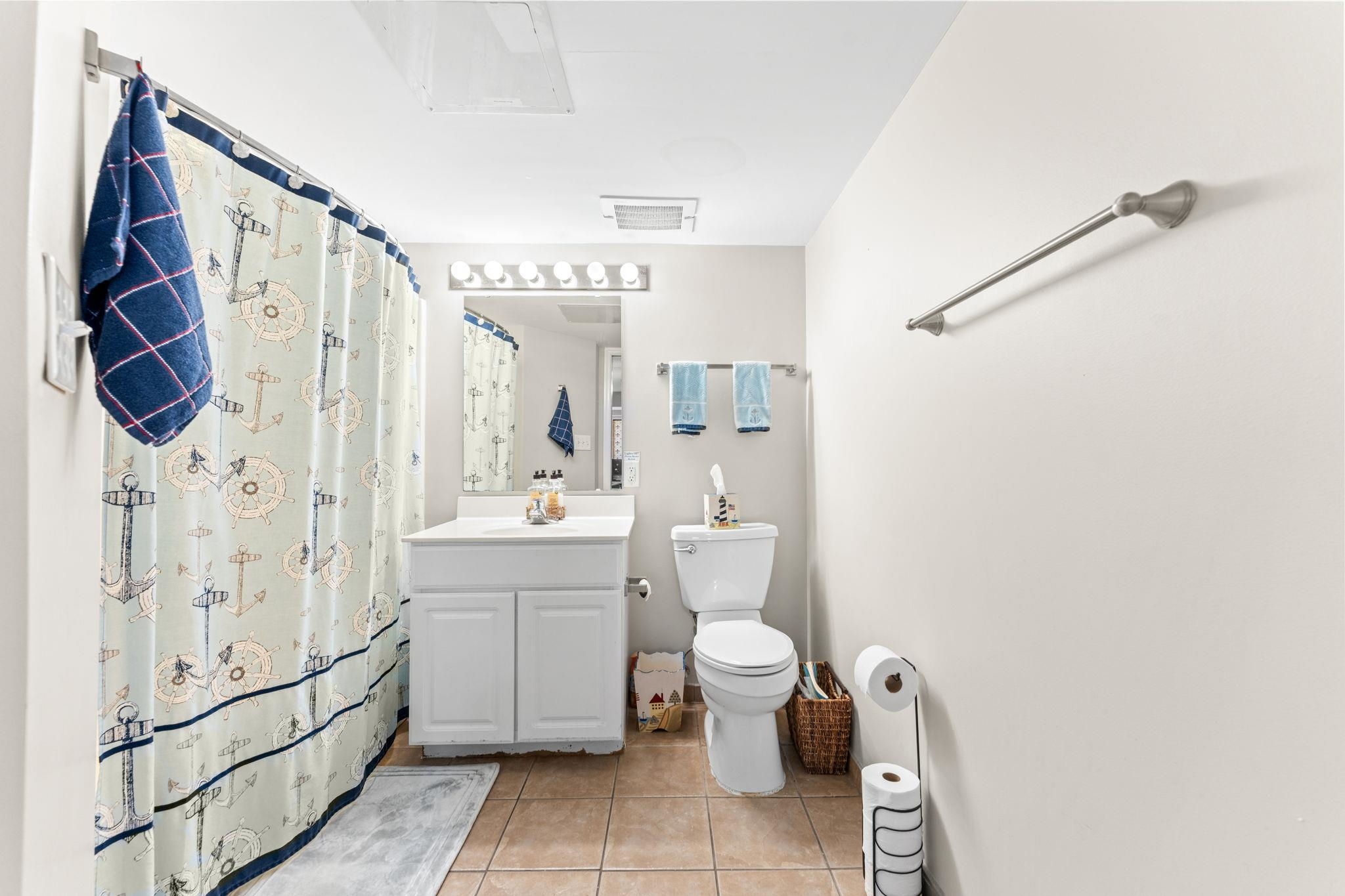 1707 Perrin Dr. Property Photo 17