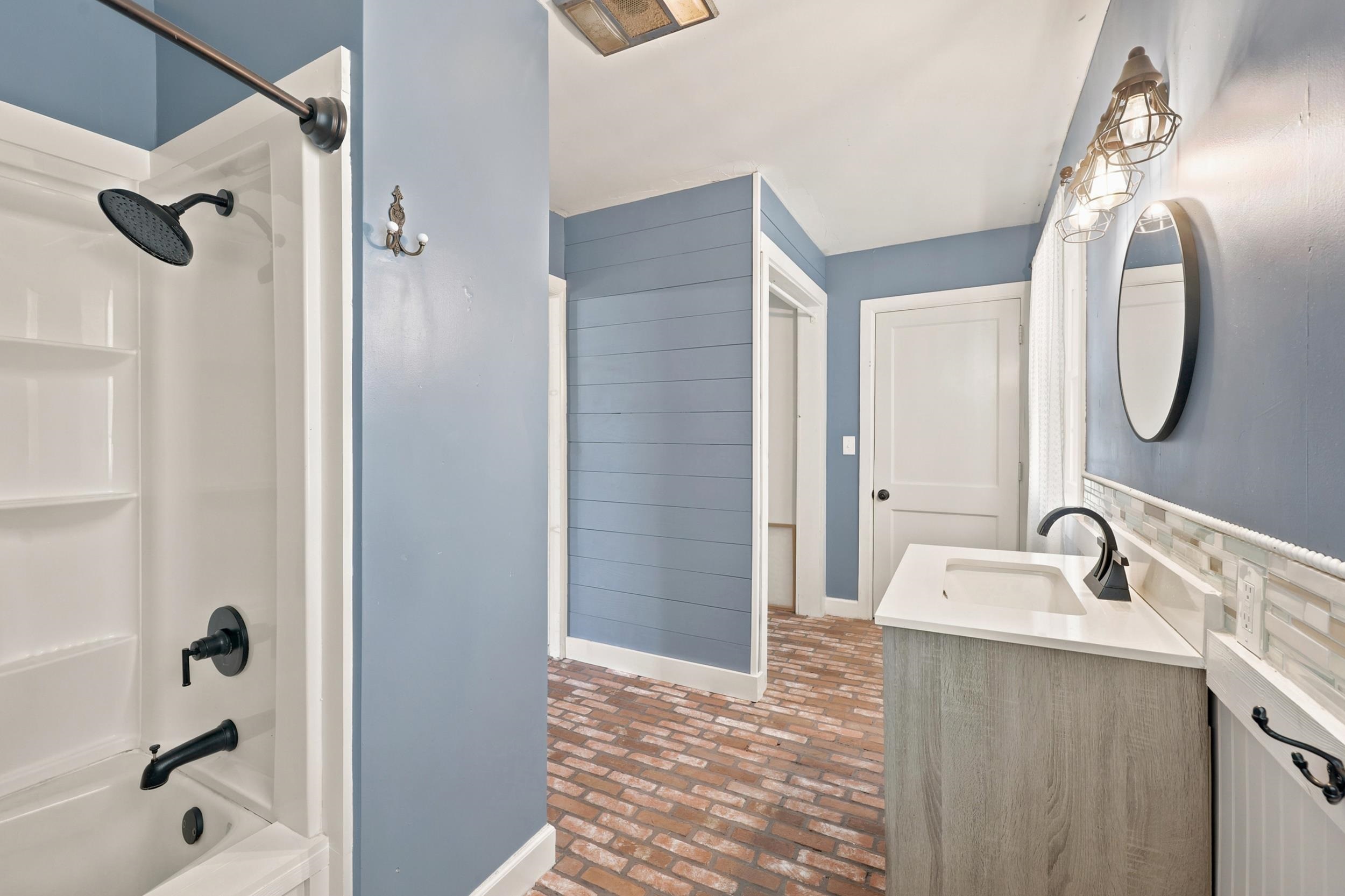 1361 Highway 521 Property Photo 21
