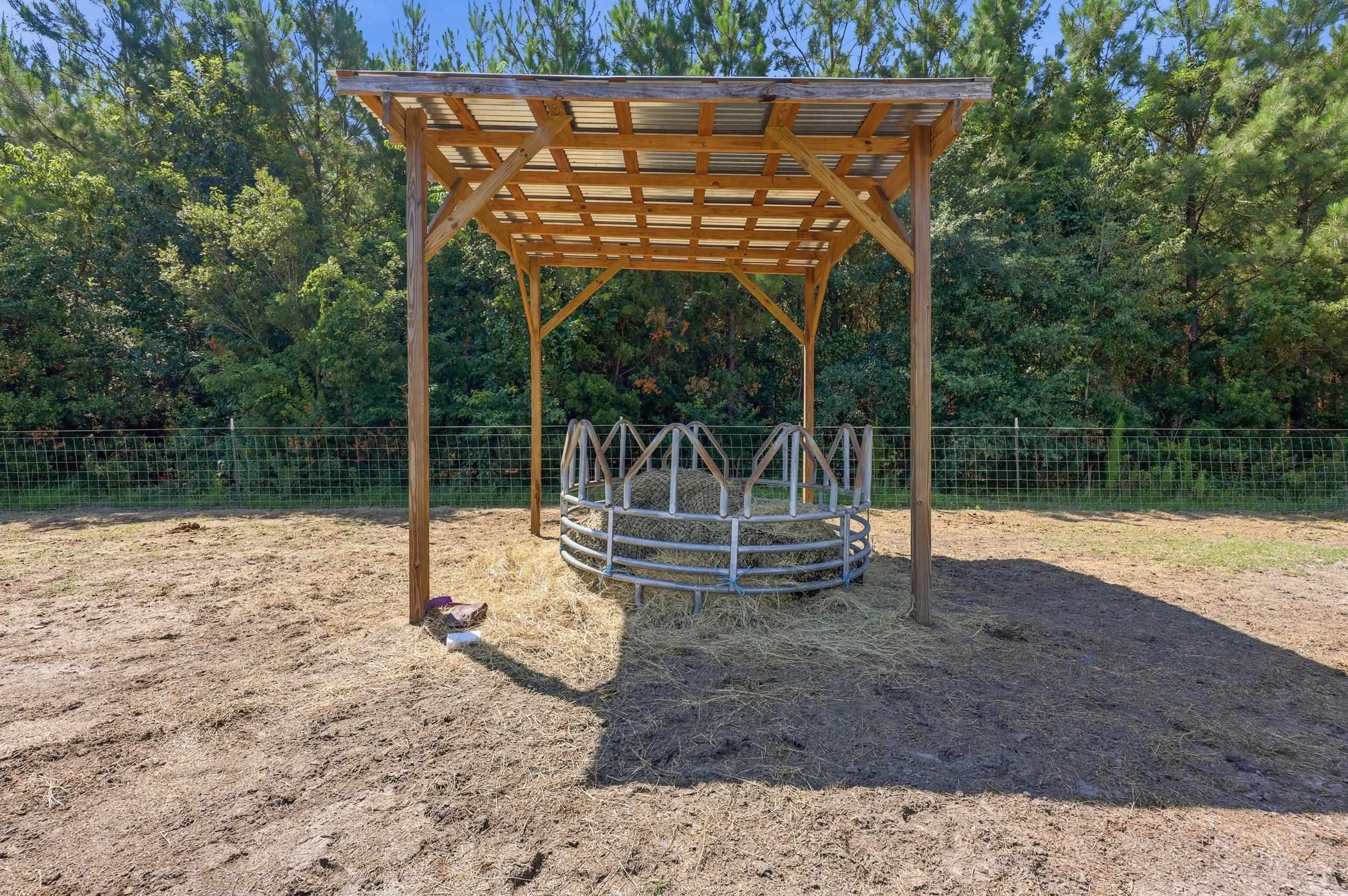 1361 Highway 521 Property Photo 32