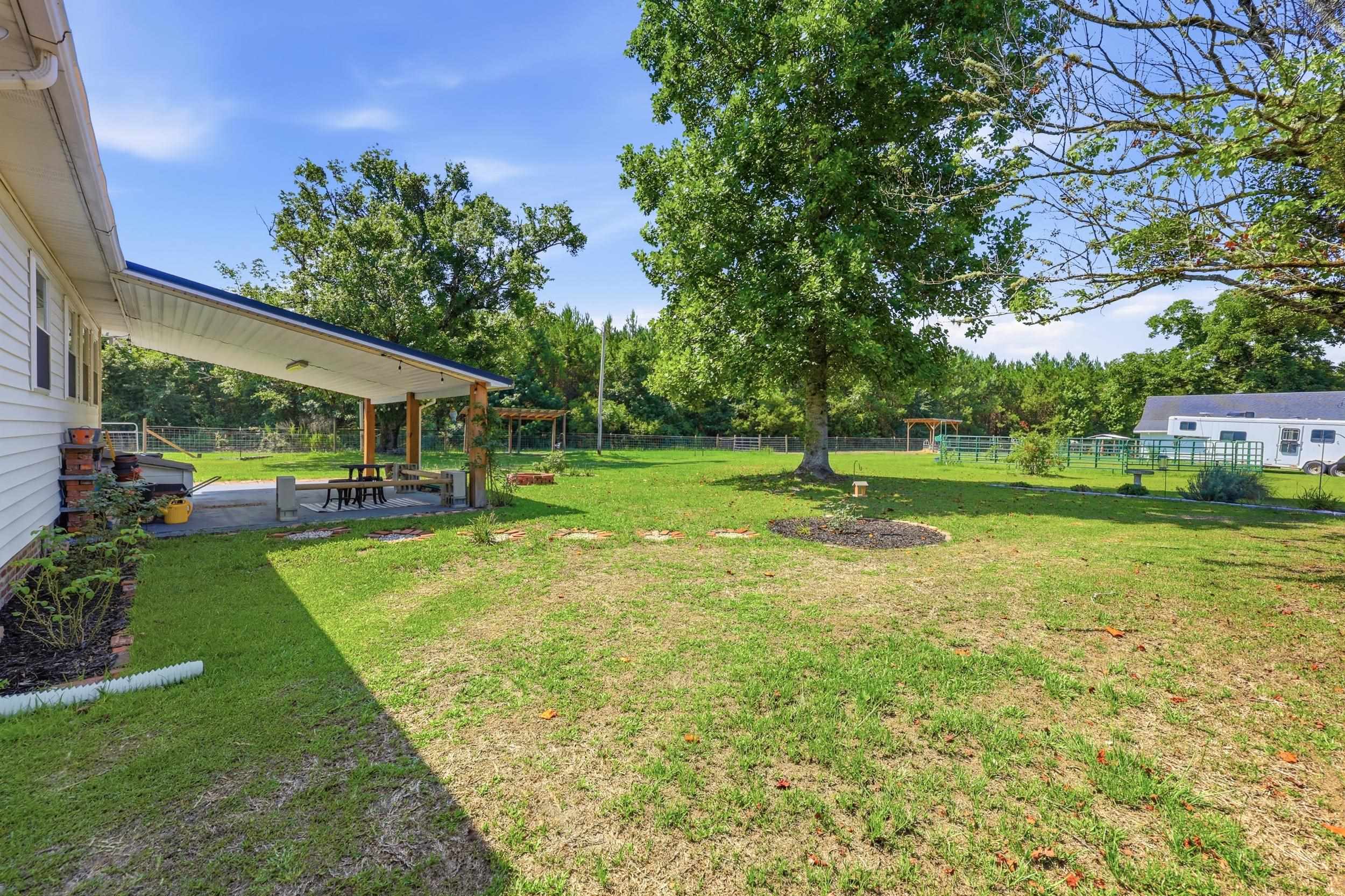 1361 Highway 521 Property Photo 36