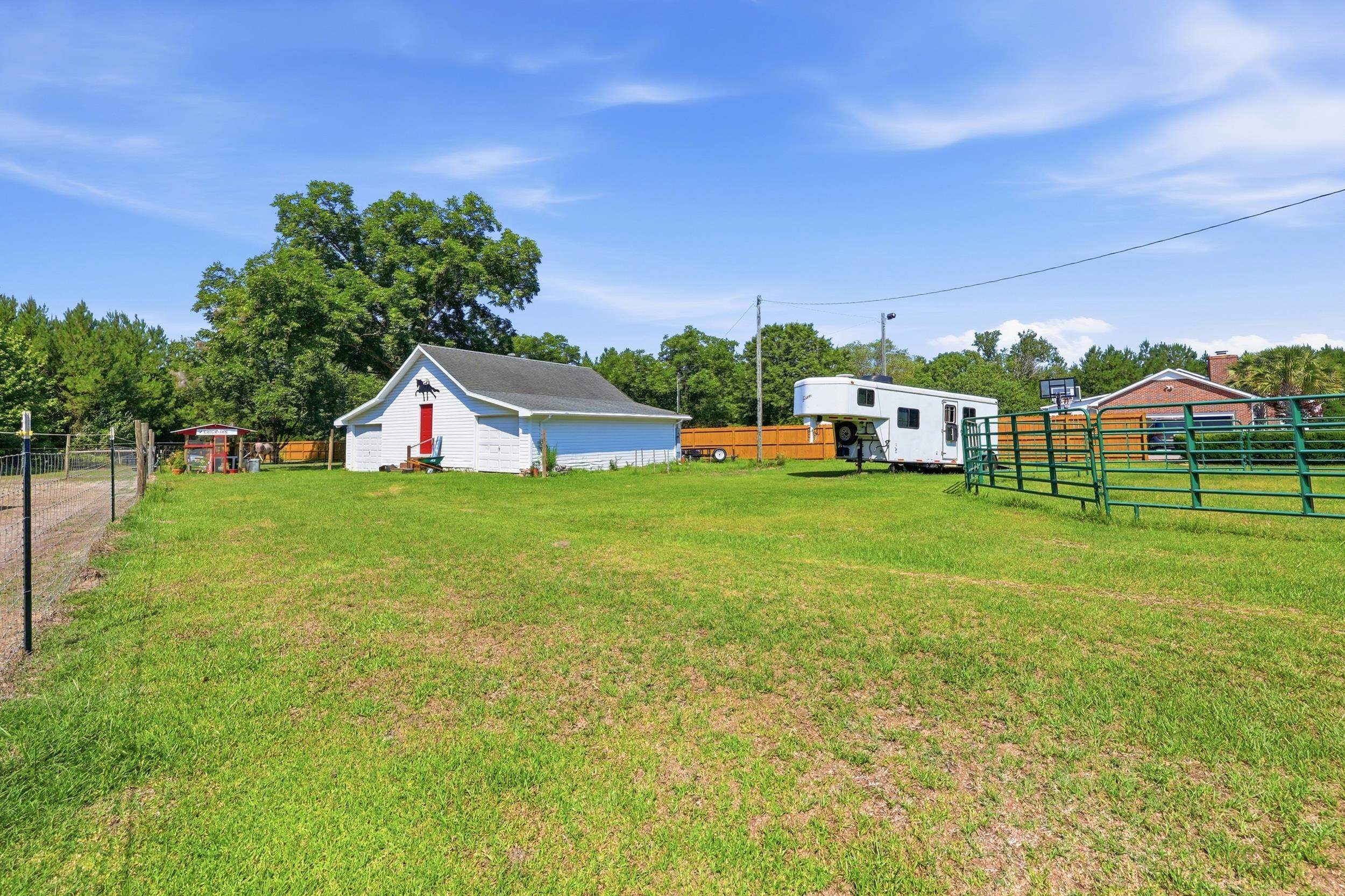 1361 Highway 521 Property Photo 39