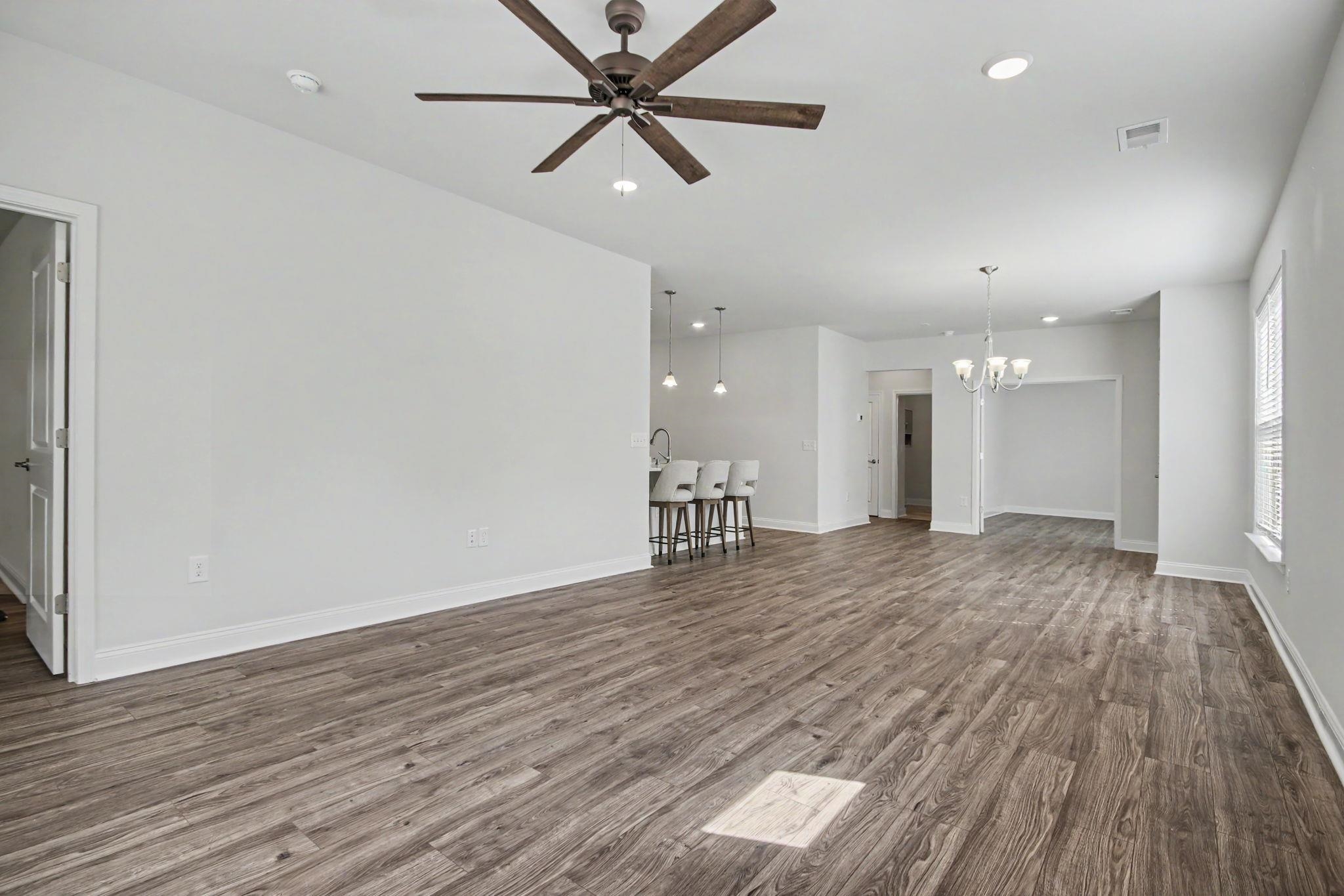 5877 Cremona Dr. Property Photo 15