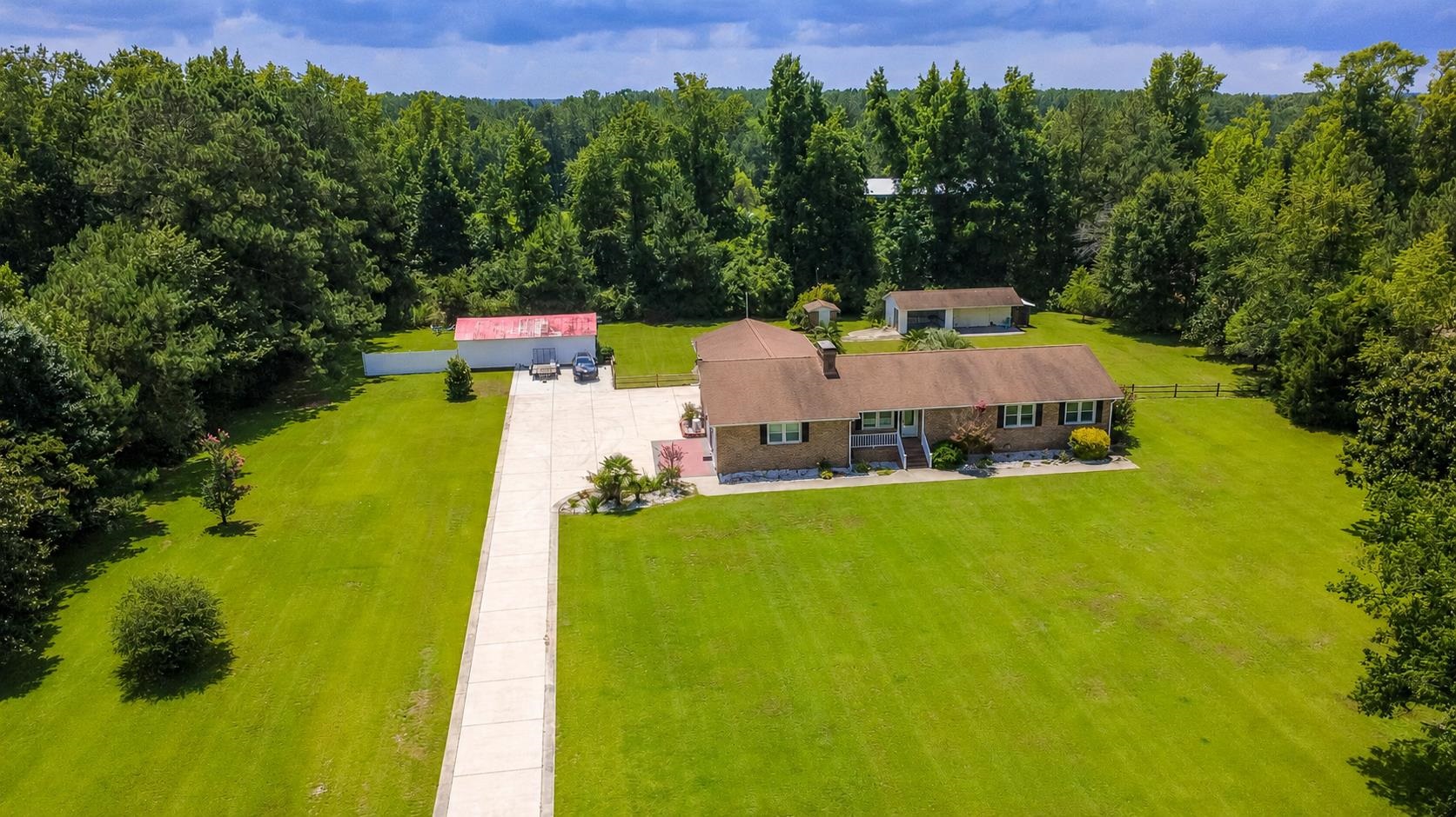 7638 S Highway 905 Property Photo 1
